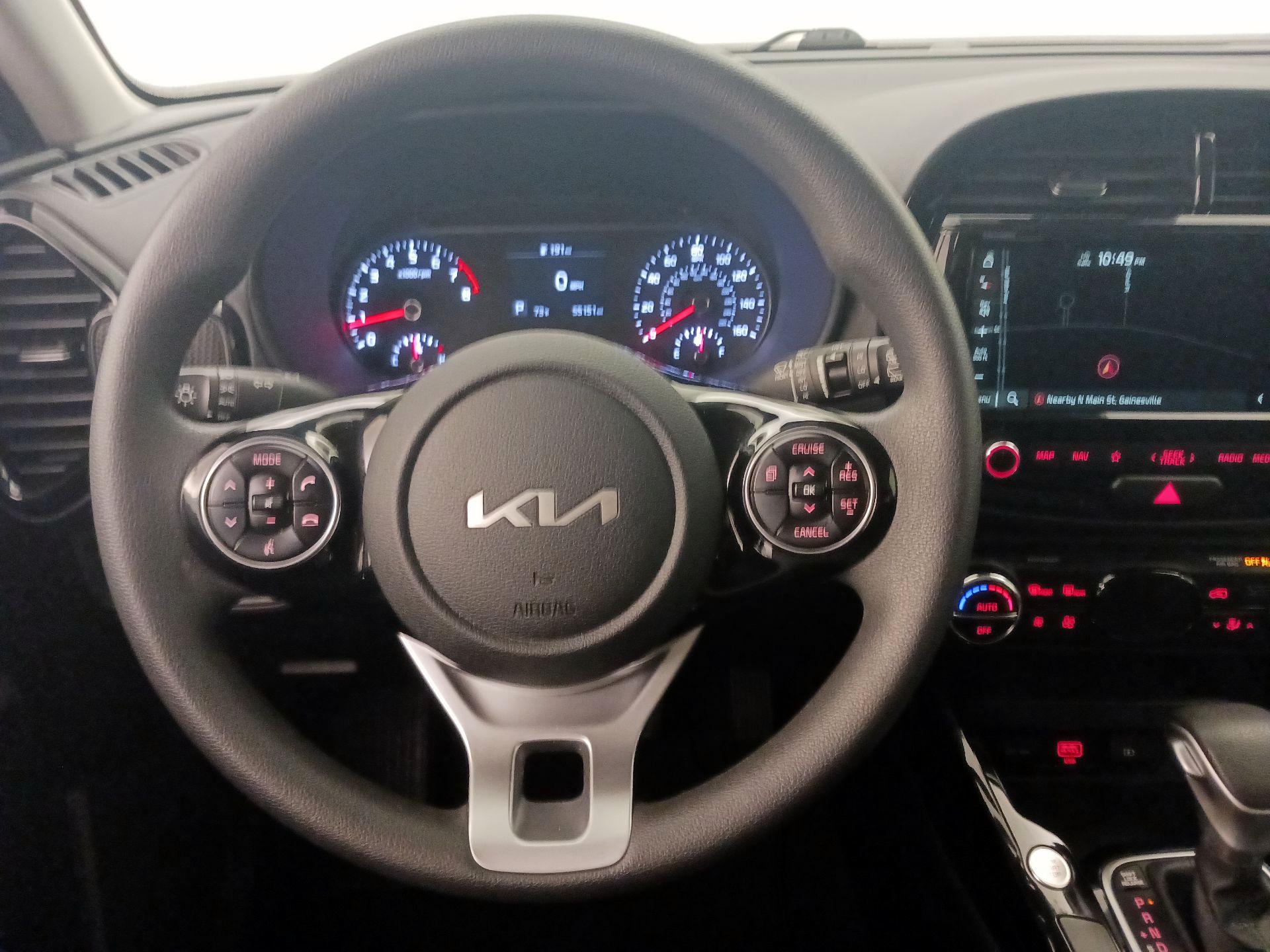 Thumbnail: 2022 Kia Soul - 10