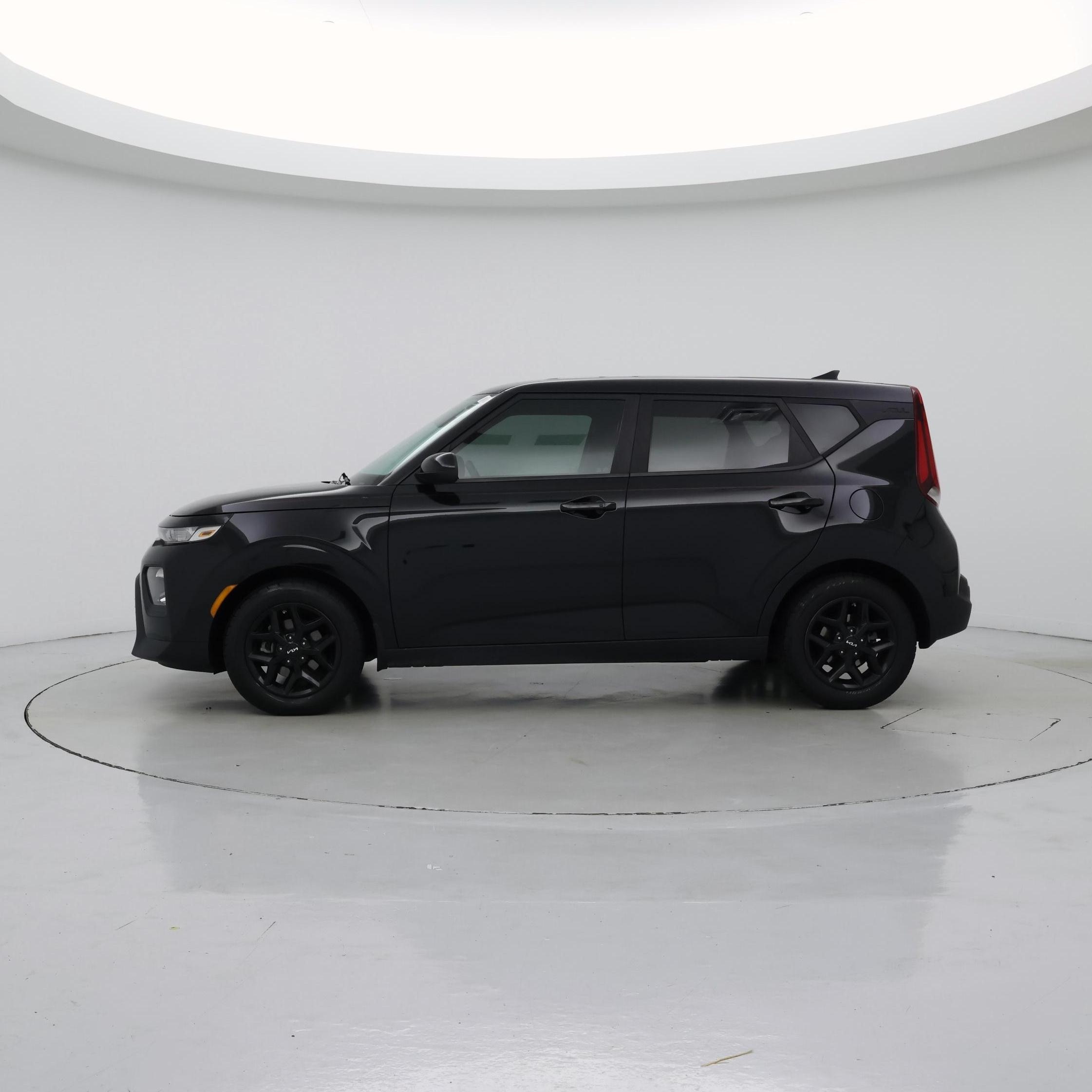 Thumbnail: 2022 Kia Soul - 3