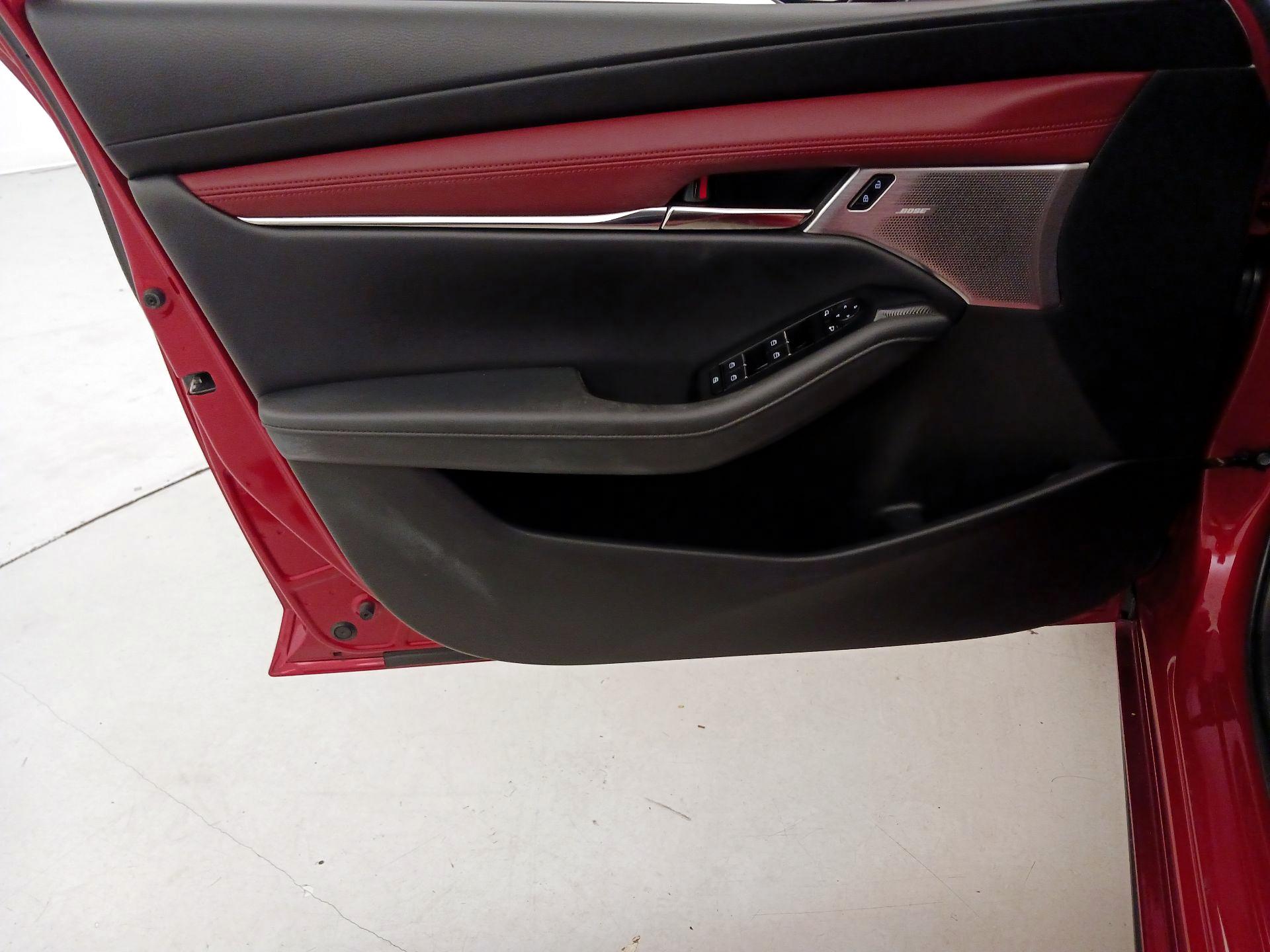 Thumbnail: 2020 Mazda Mazda3 - 12