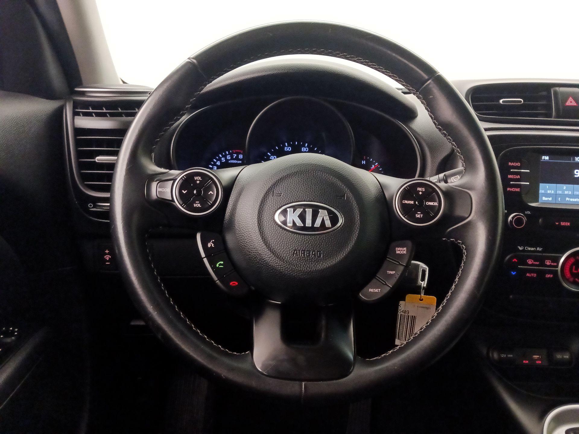 Thumbnail: 2017 Kia Soul - 10
