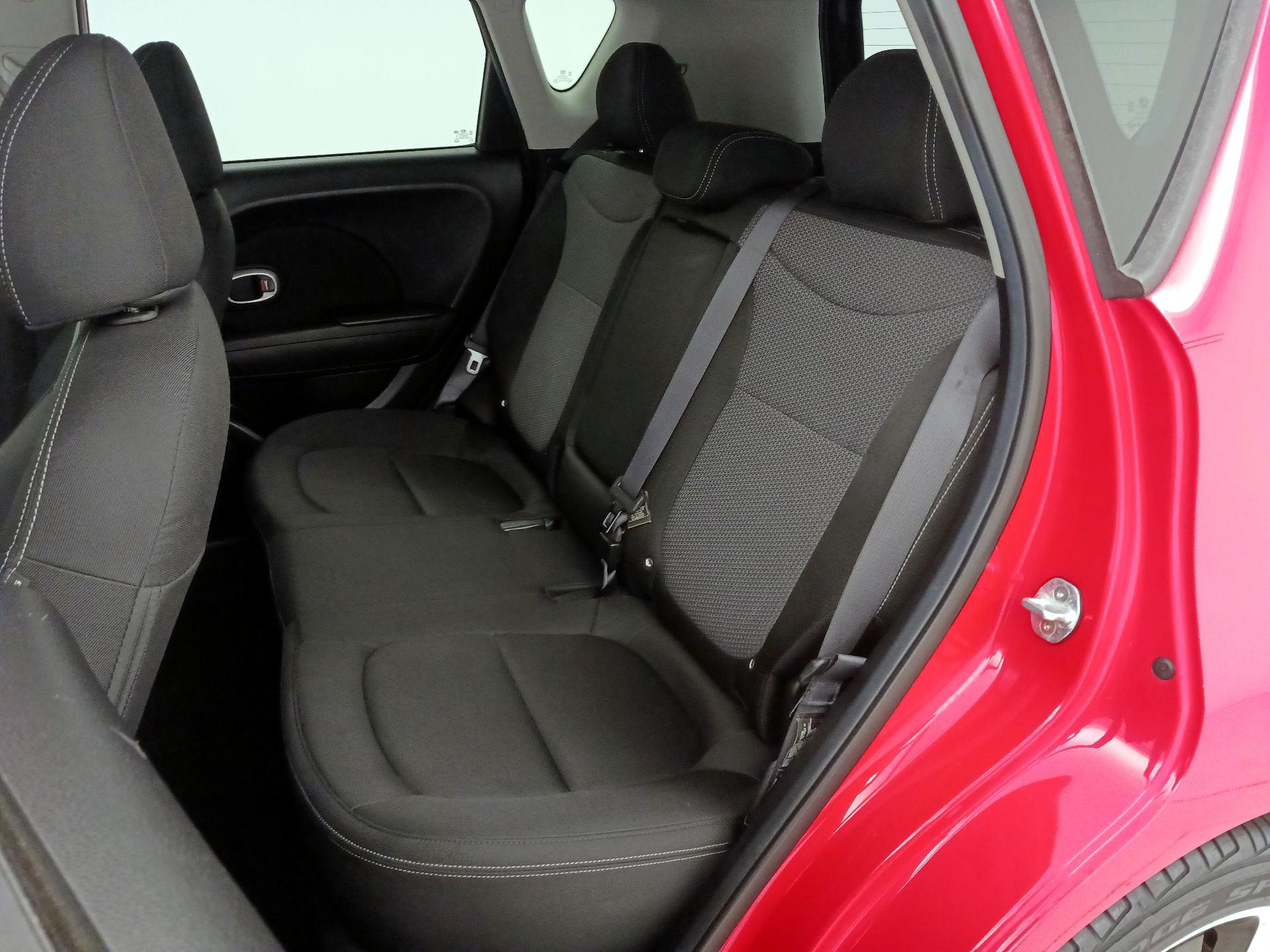 Thumbnail: 2017 Kia Soul - 19