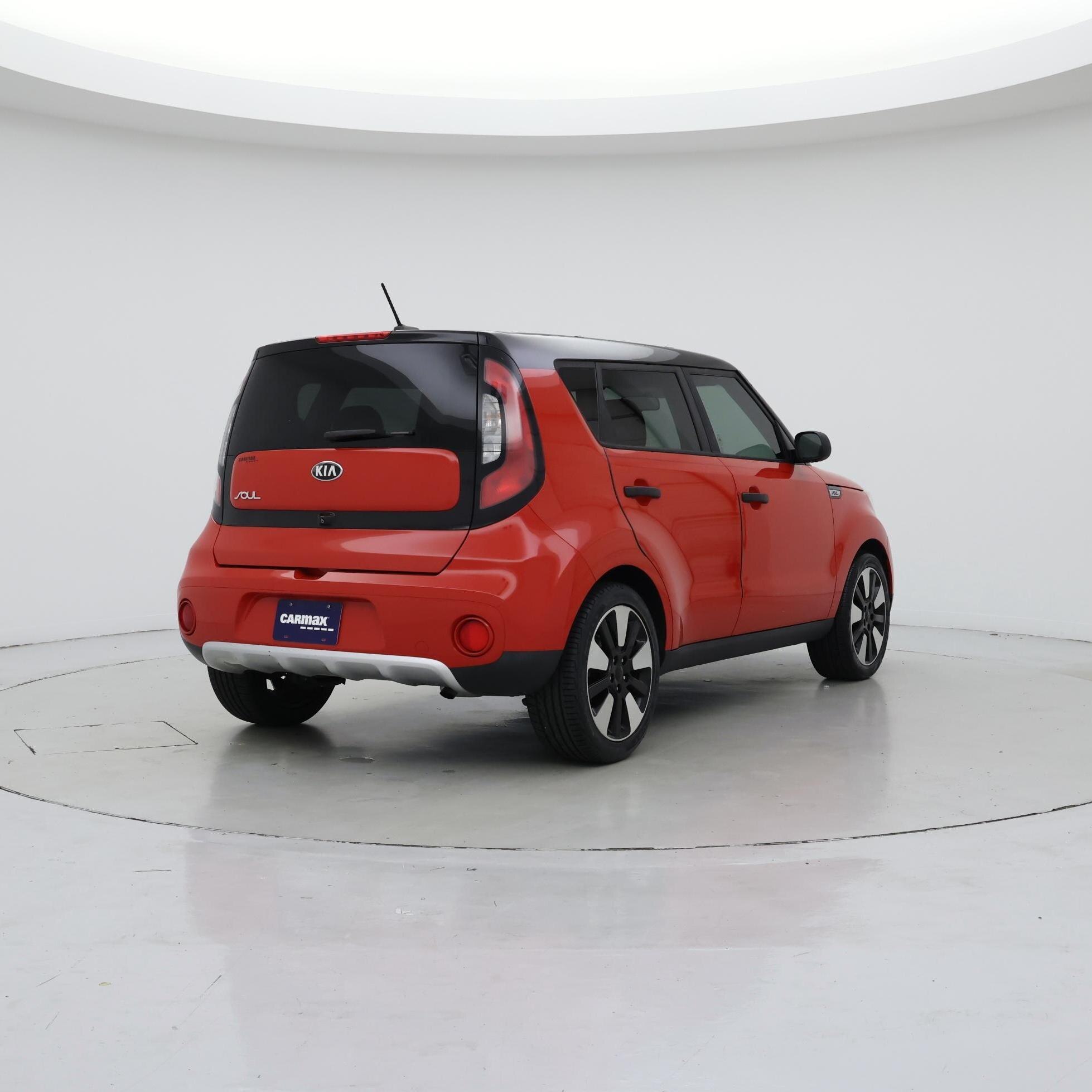 Thumbnail: 2017 Kia Soul - 8