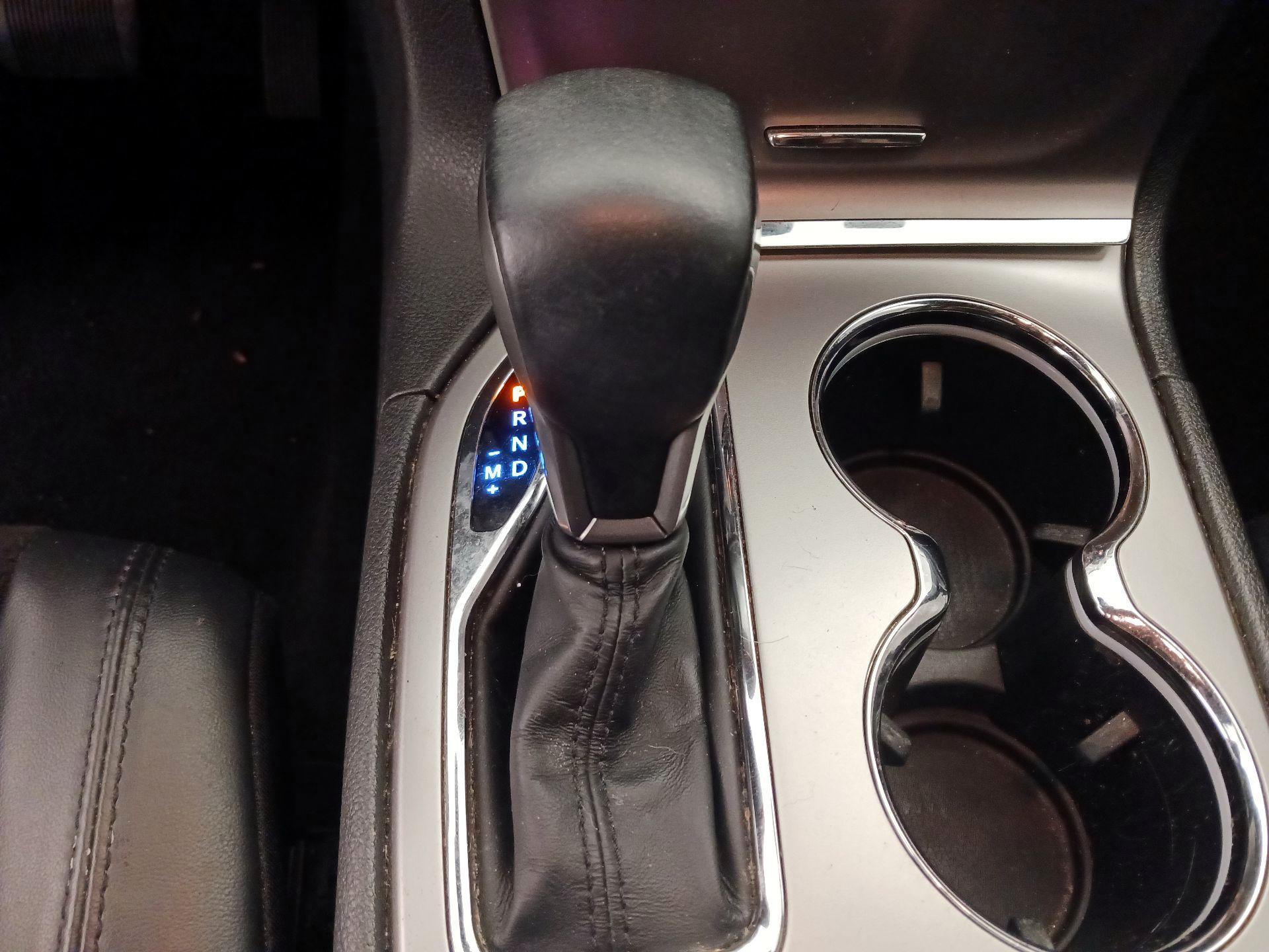 Thumbnail: 2019 Jeep Grand Cherokee - 17