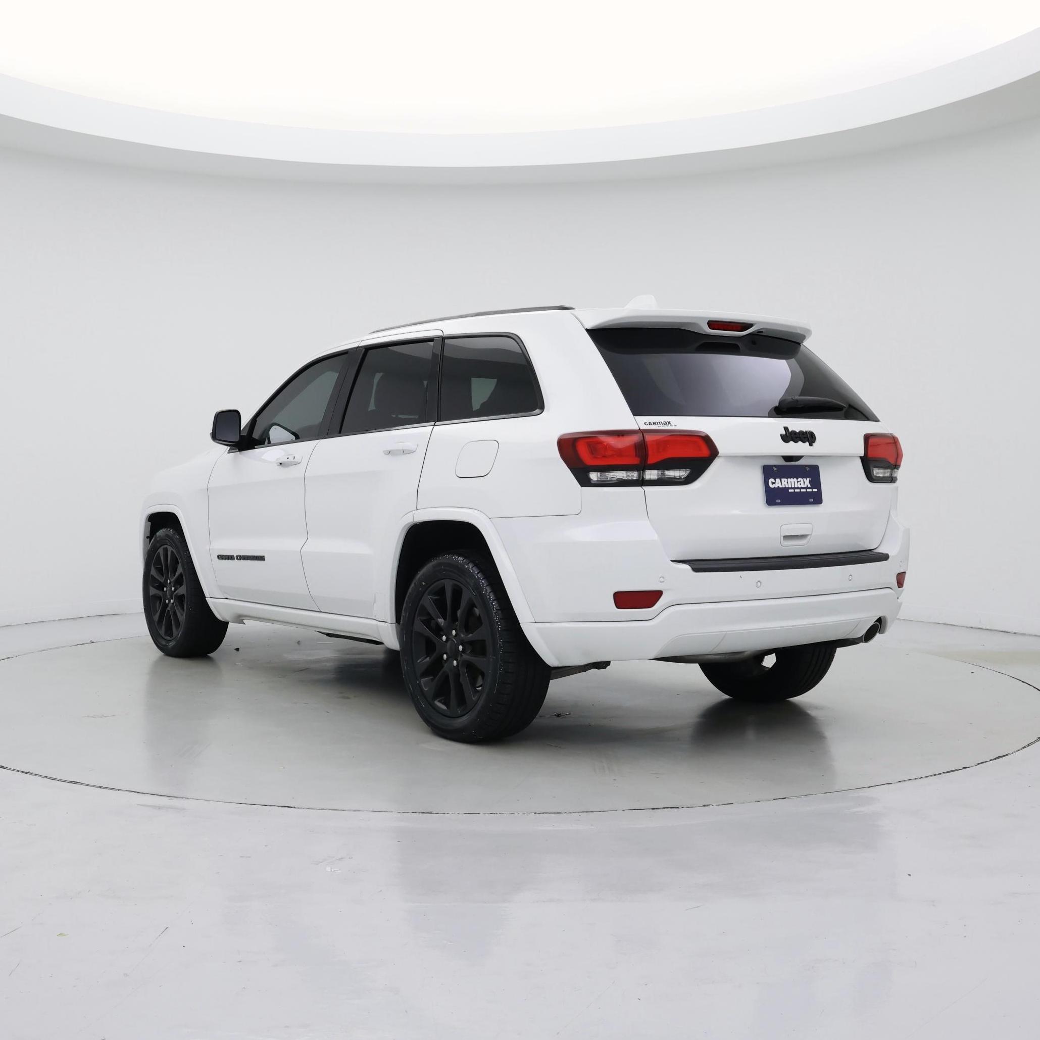 Thumbnail: 2019 Jeep Grand Cherokee - 2