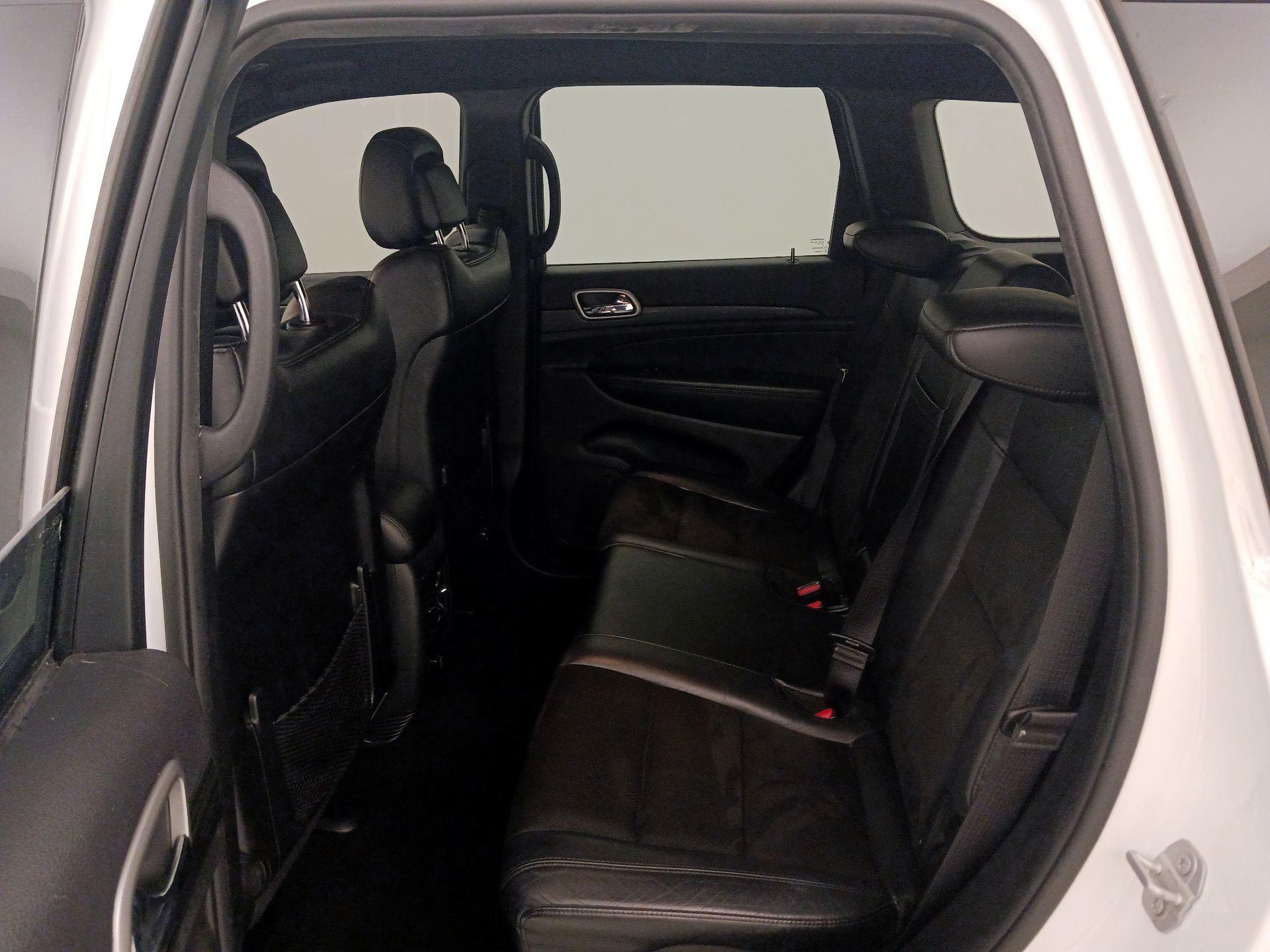 Thumbnail: 2019 Jeep Grand Cherokee - 19