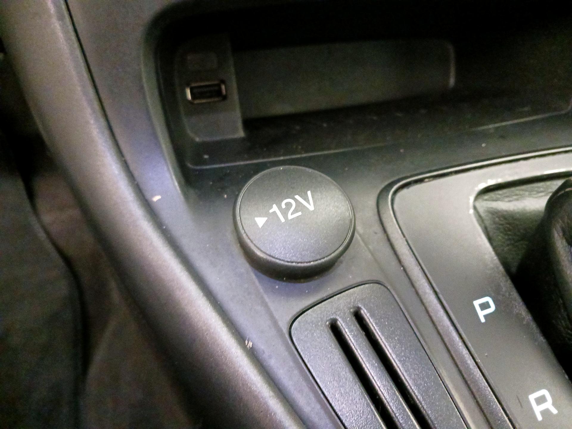 Thumbnail: 2018 Ford Focus - 18