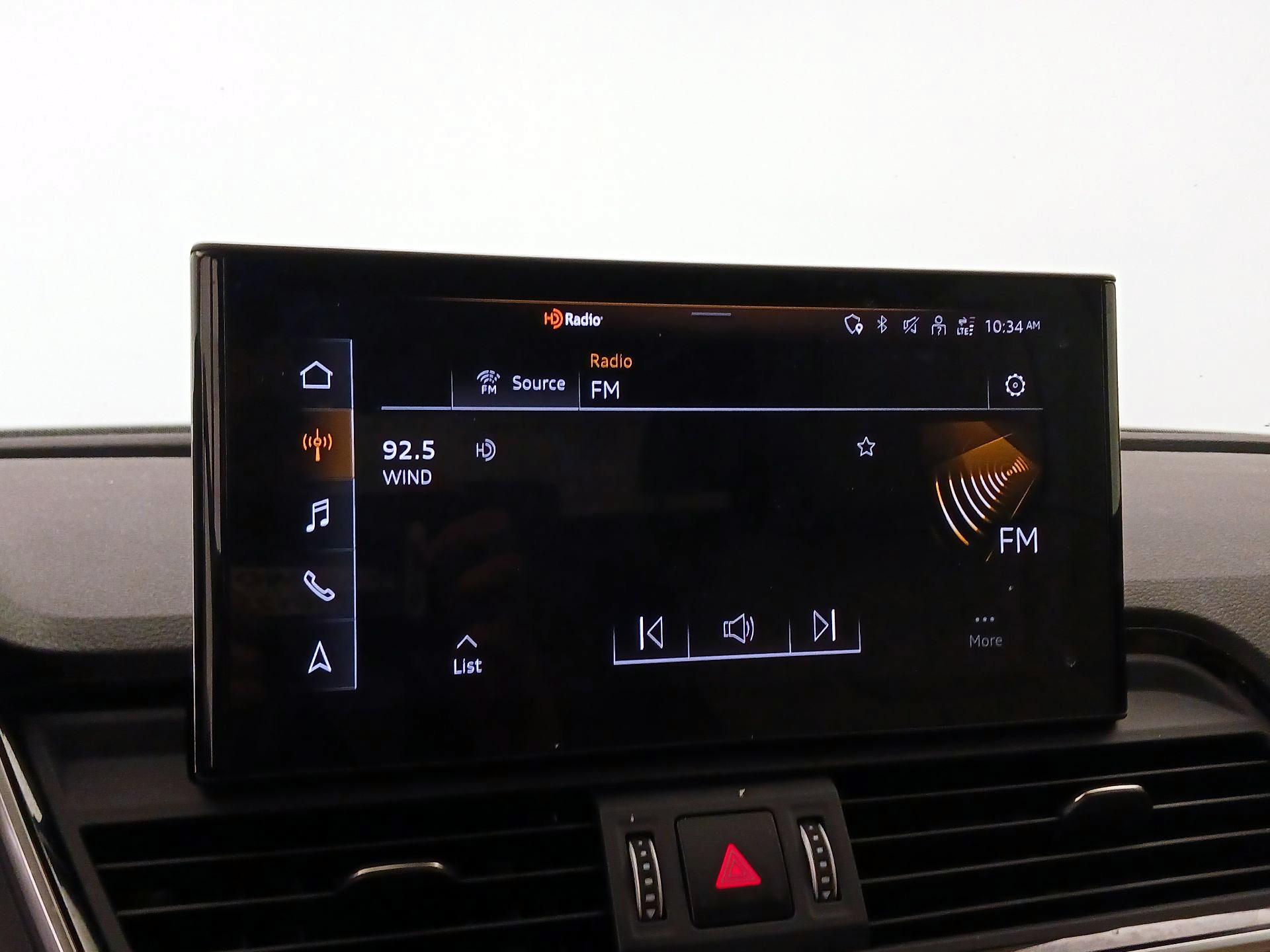 Thumbnail: 2022 Audi Q5 - 16