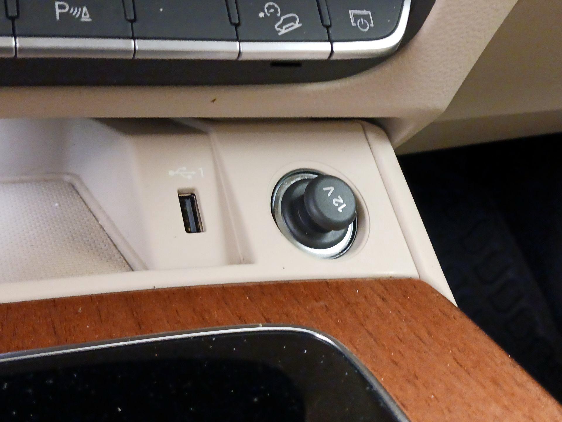 Thumbnail: 2022 Audi Q5 - 19