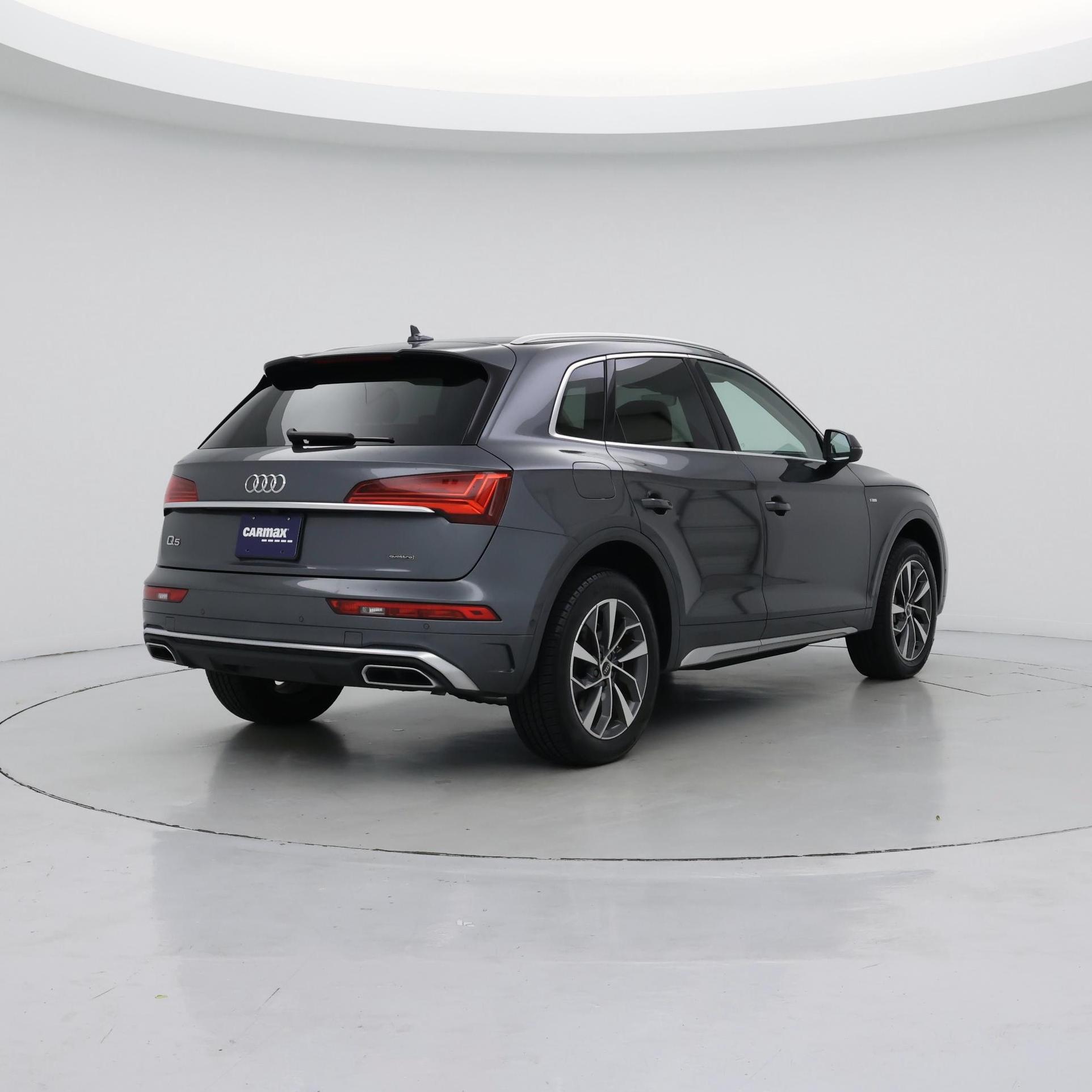 Thumbnail: 2022 Audi Q5 - 8