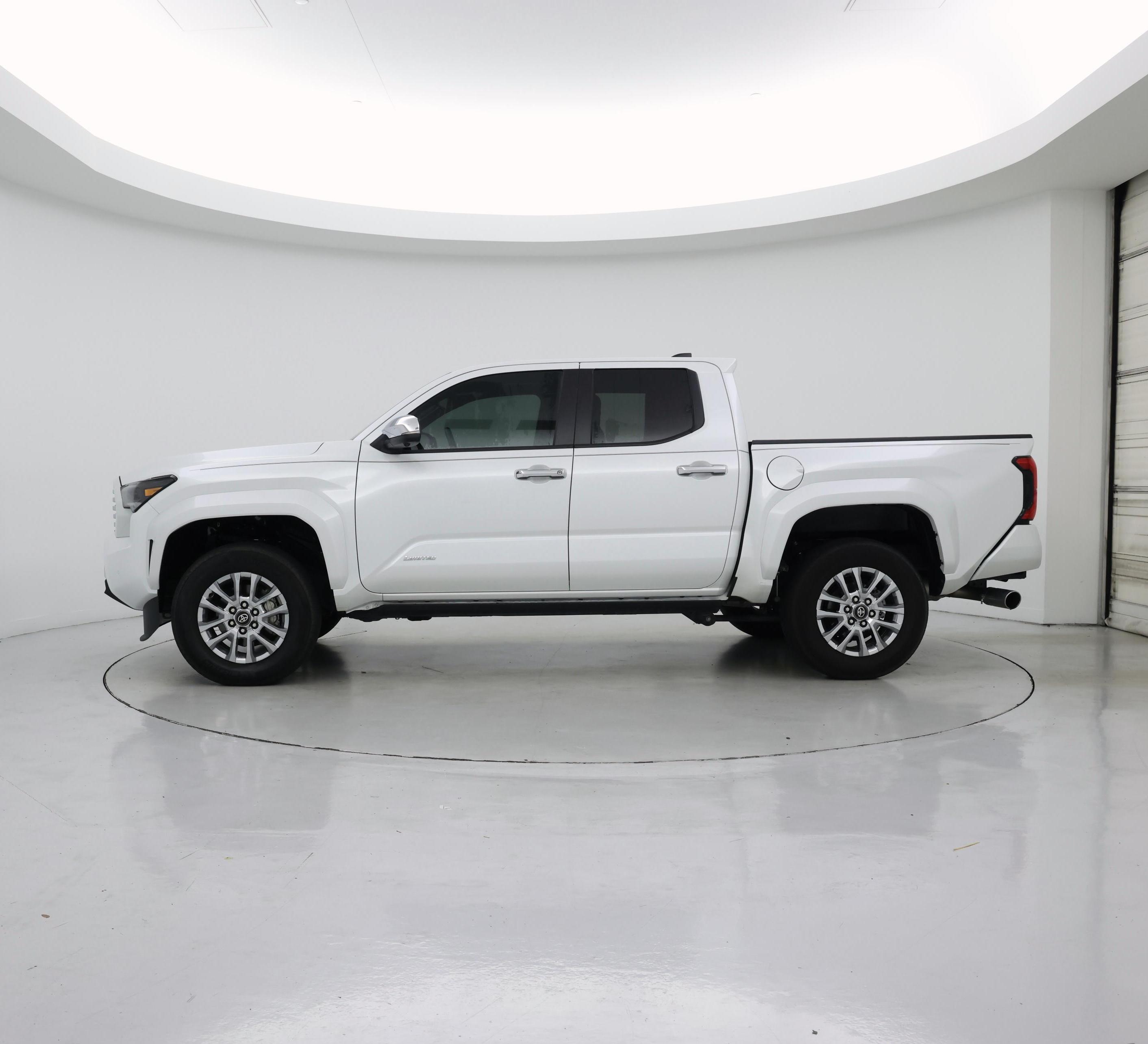 Thumbnail: 2024 Toyota Tacoma - 3