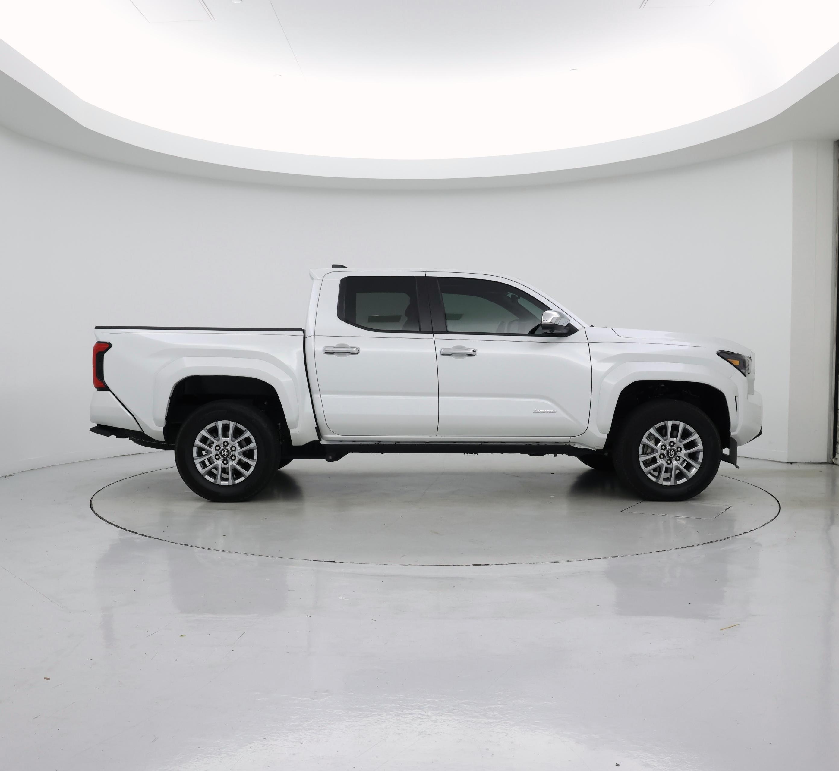 Thumbnail: 2024 Toyota Tacoma - 7