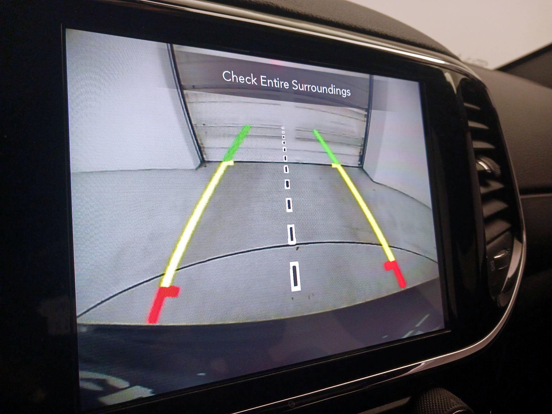 Thumbnail: 2020 Jeep Grand Cherokee - 15