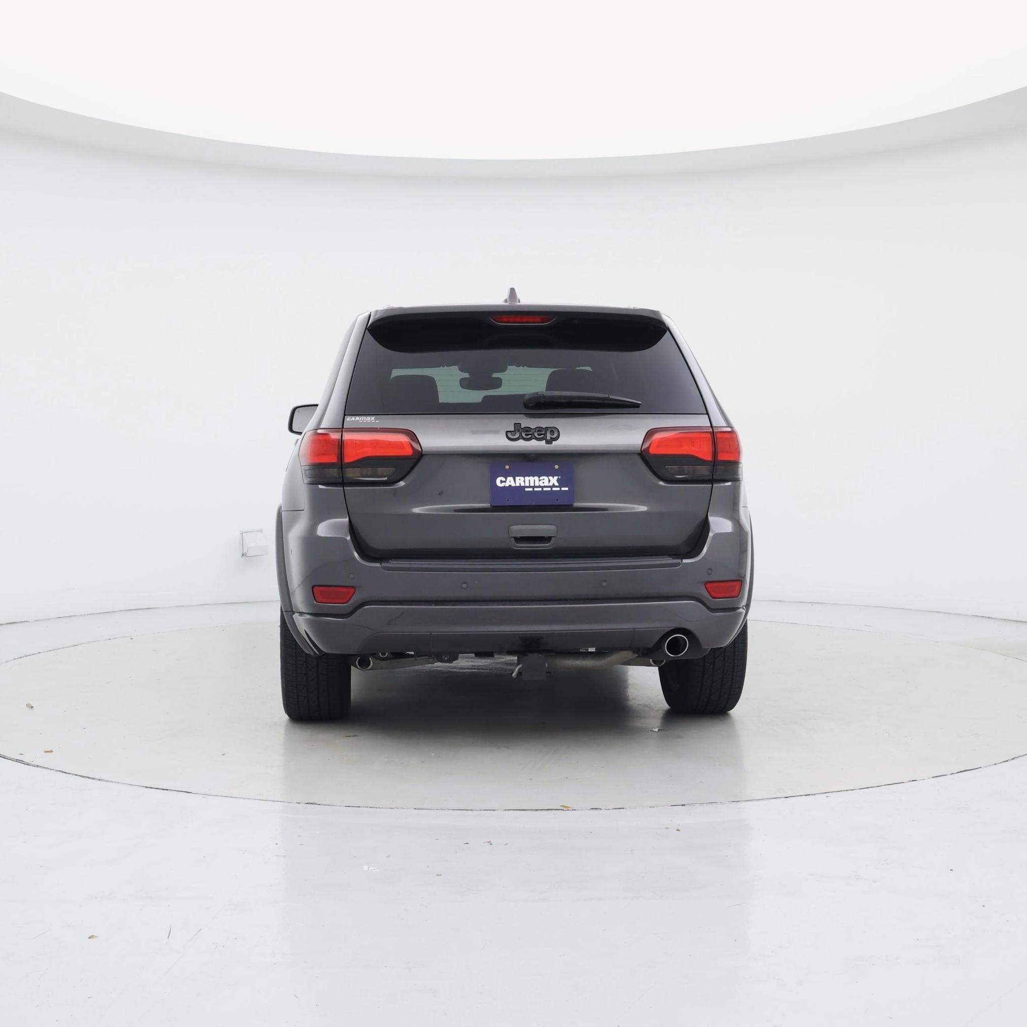 Thumbnail: 2020 Jeep Grand Cherokee - 6