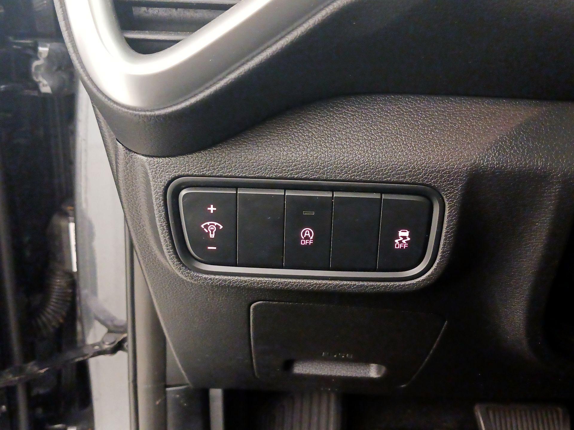 Thumbnail: 2021 Kia Soul - 13