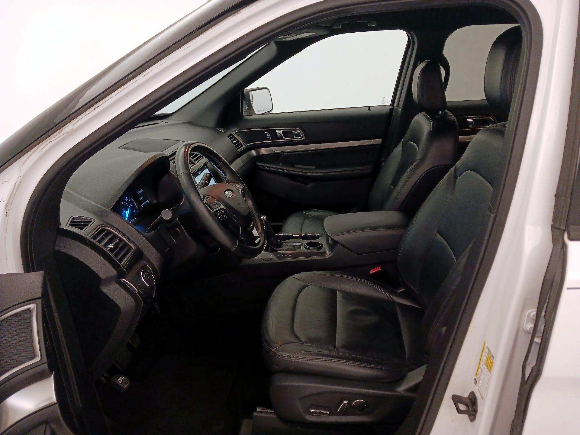 Thumbnail: 2018 Ford Explorer - 11