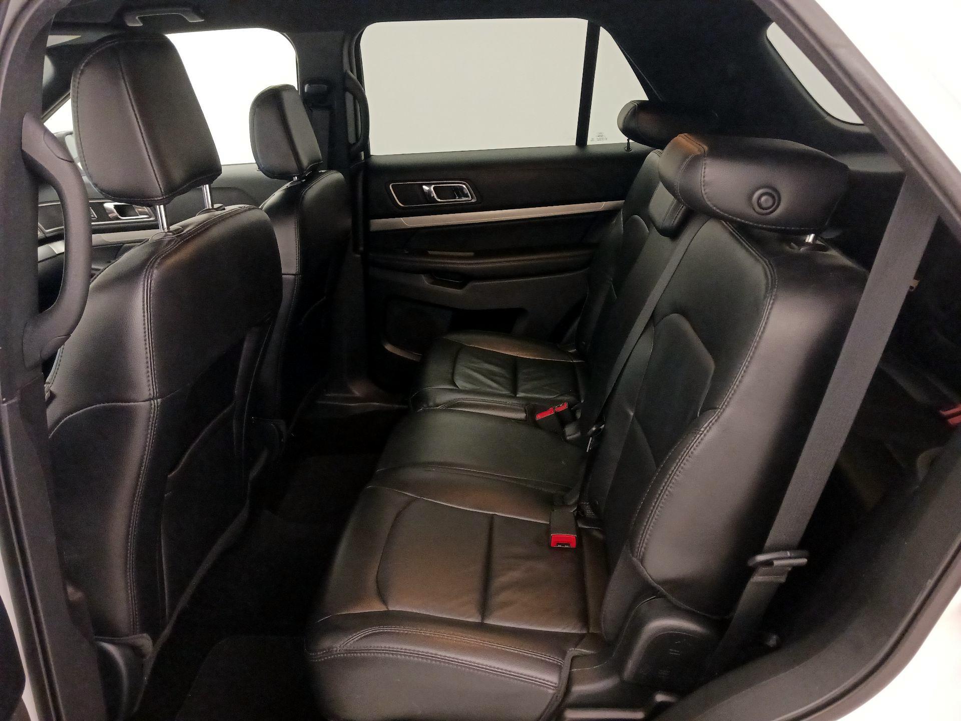 Thumbnail: 2018 Ford Explorer - 20