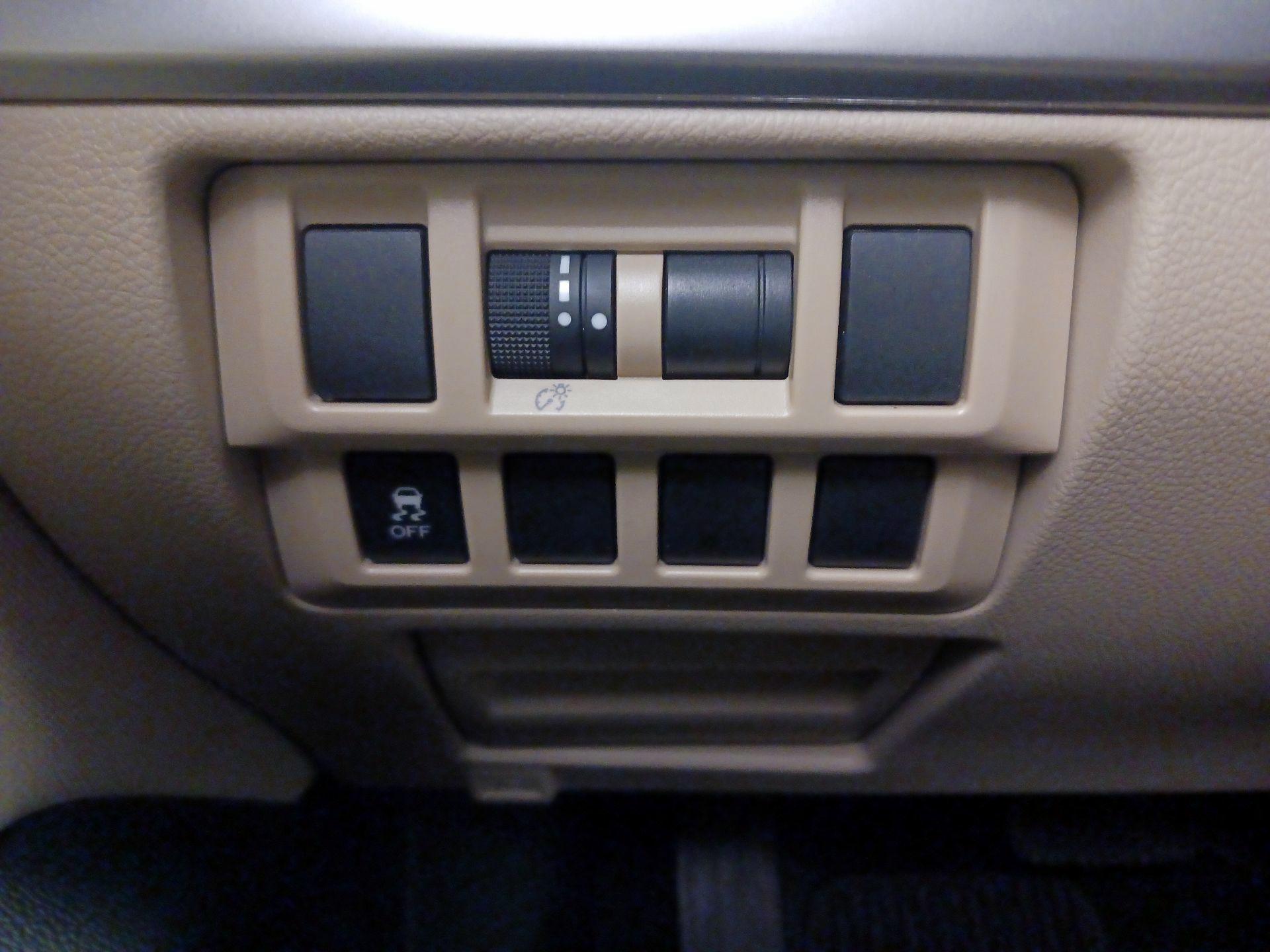 Thumbnail: 2015 Subaru Outback - 13