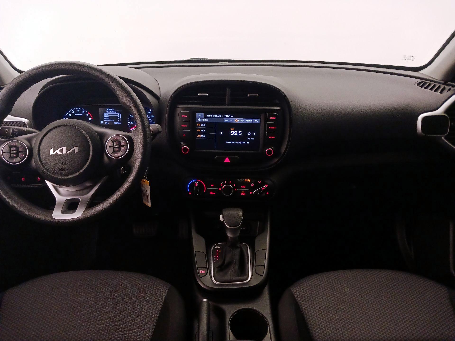 Thumbnail: 2022 Kia Soul - 9