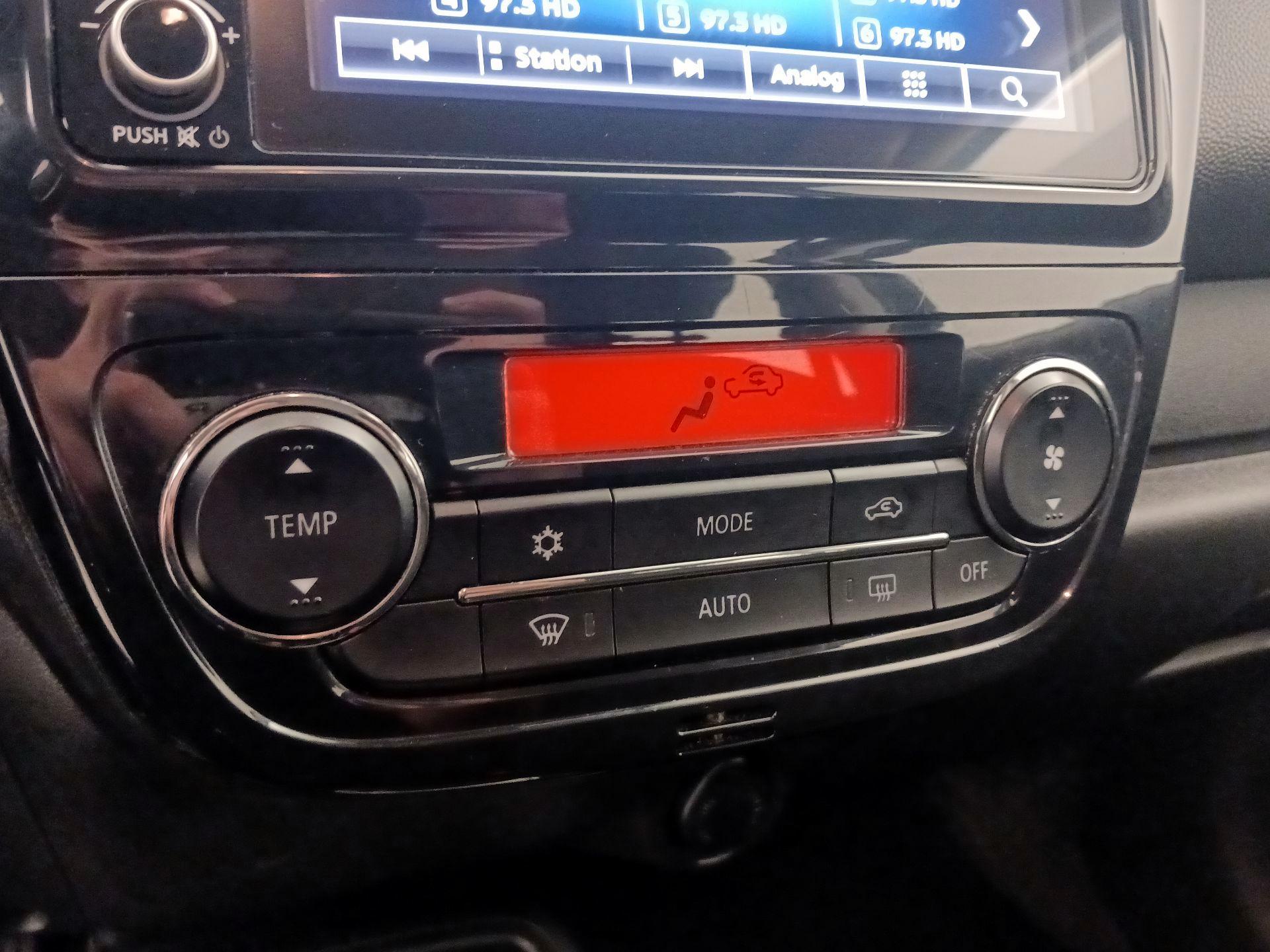 Thumbnail: 2021 Mitsubishi Mirage - 16