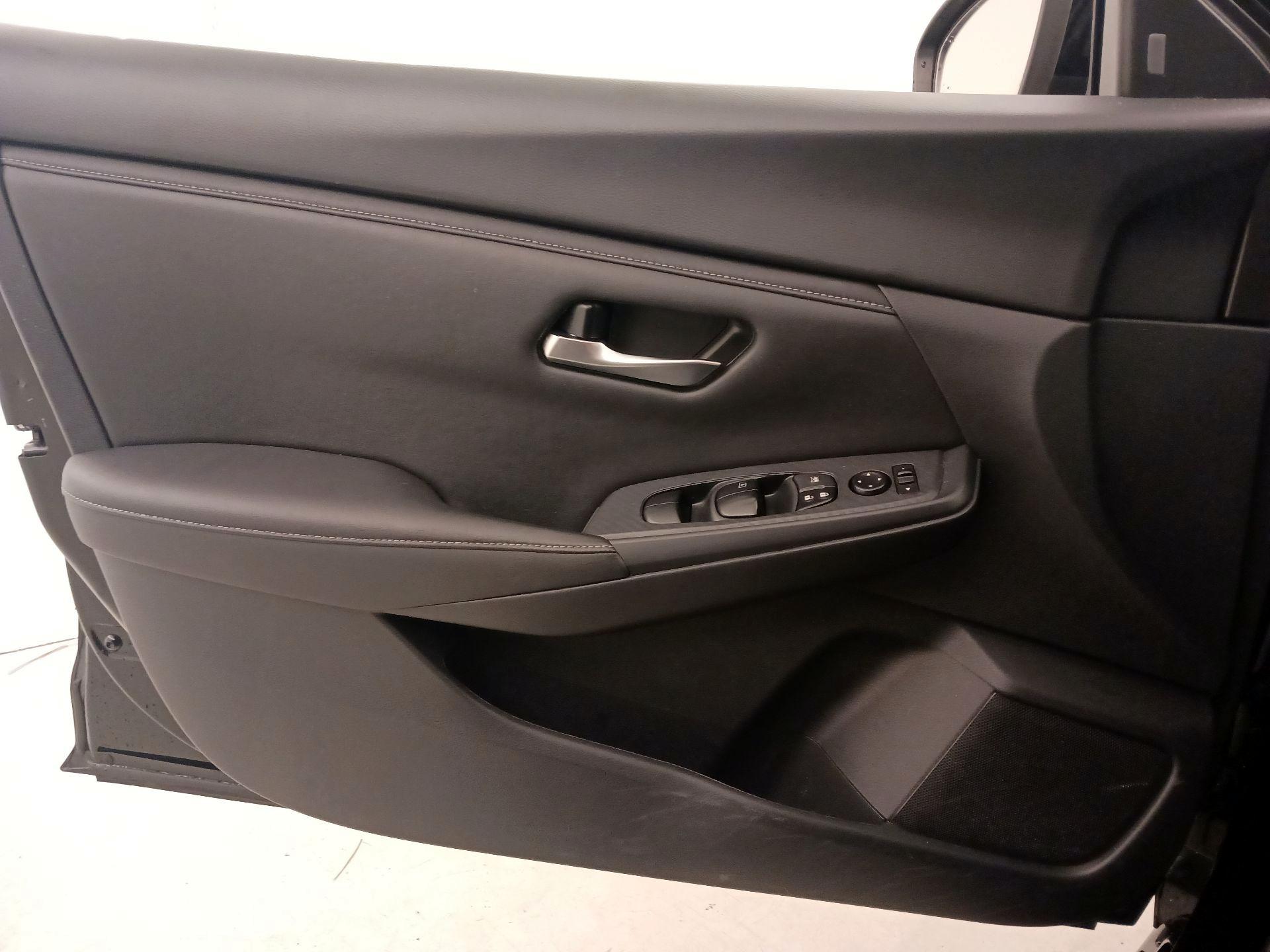 Thumbnail: 2024 Nissan Sentra - 12