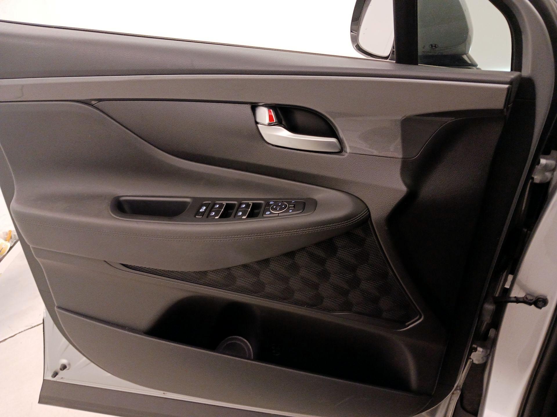 Thumbnail: 2021 Hyundai Santa Fe - 12