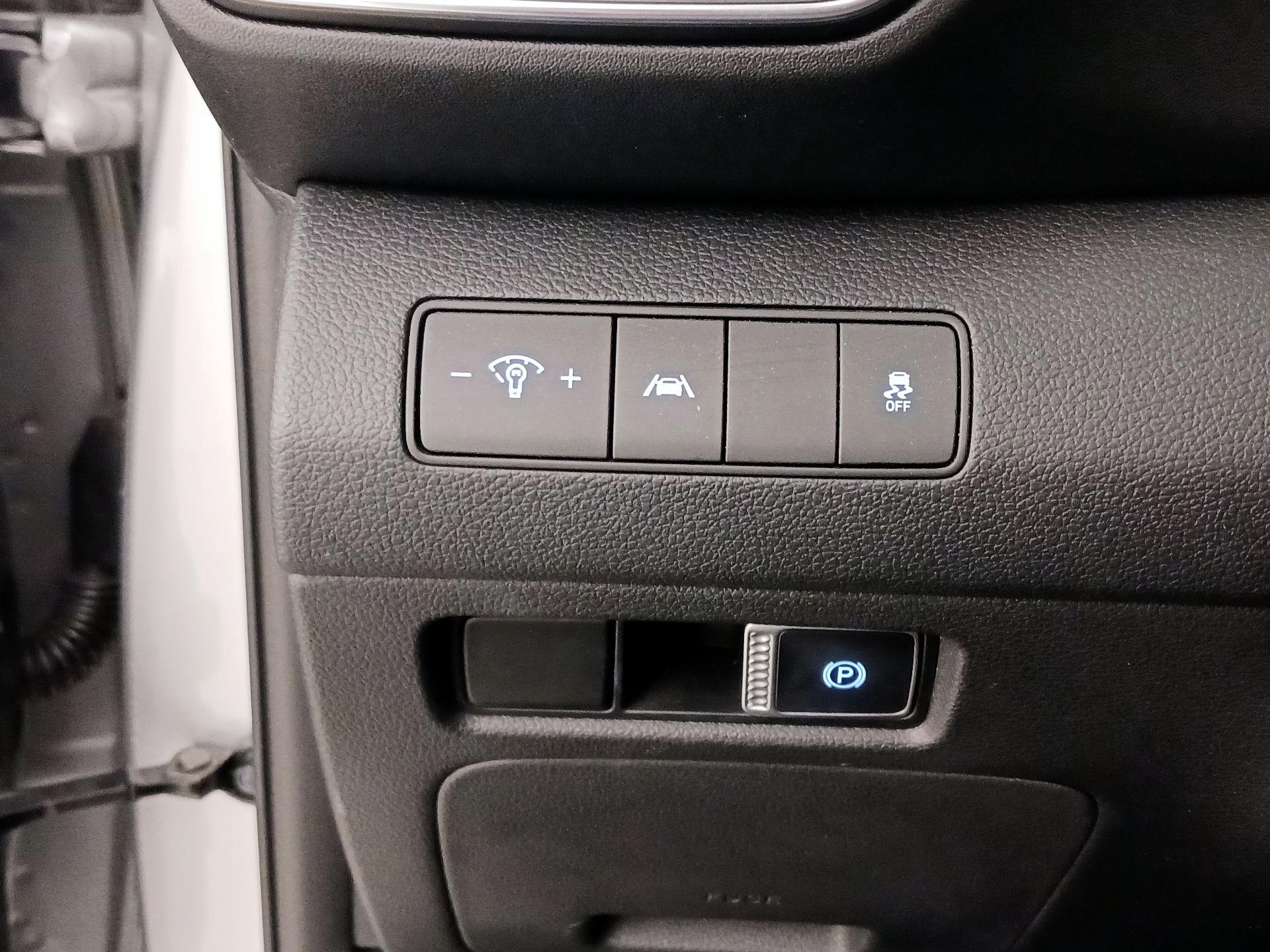 Thumbnail: 2021 Hyundai Santa Fe - 13