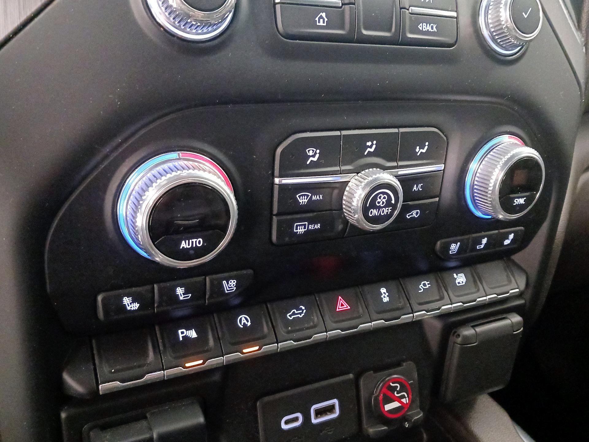 Thumbnail: 2019 GMC Sierra 1500 - 17