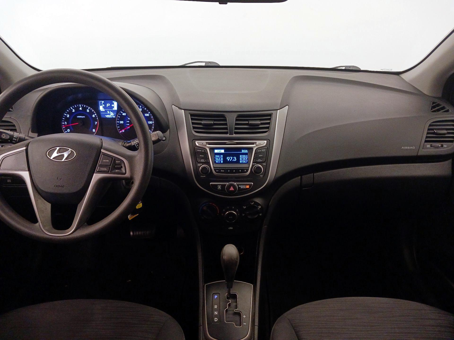 Thumbnail: 2015 Hyundai Accent - 9