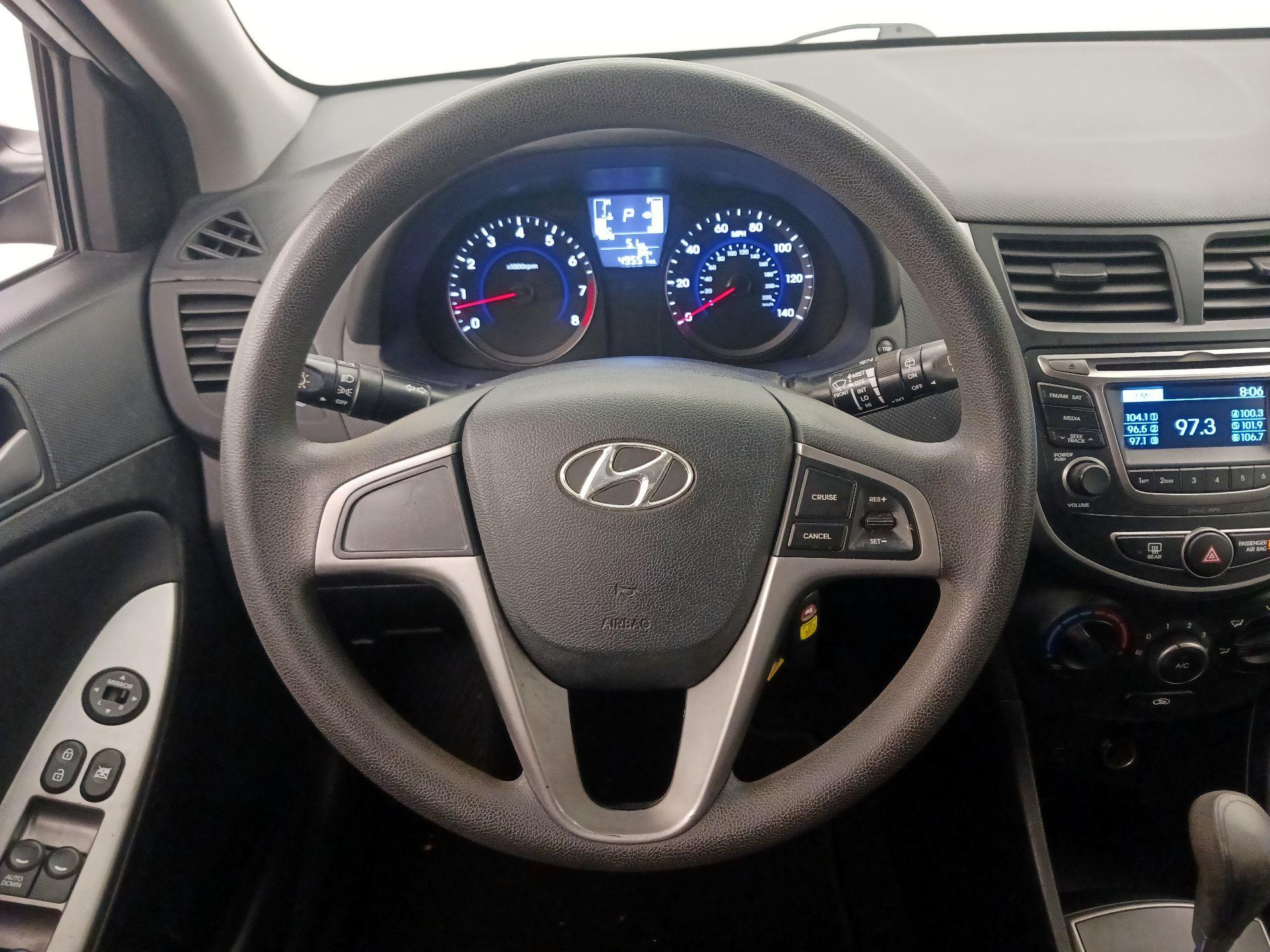 Thumbnail: 2015 Hyundai Accent - 10