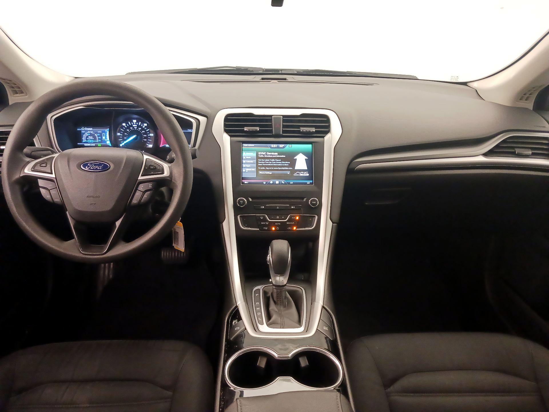 Thumbnail: 2016 Ford Fusion - 9