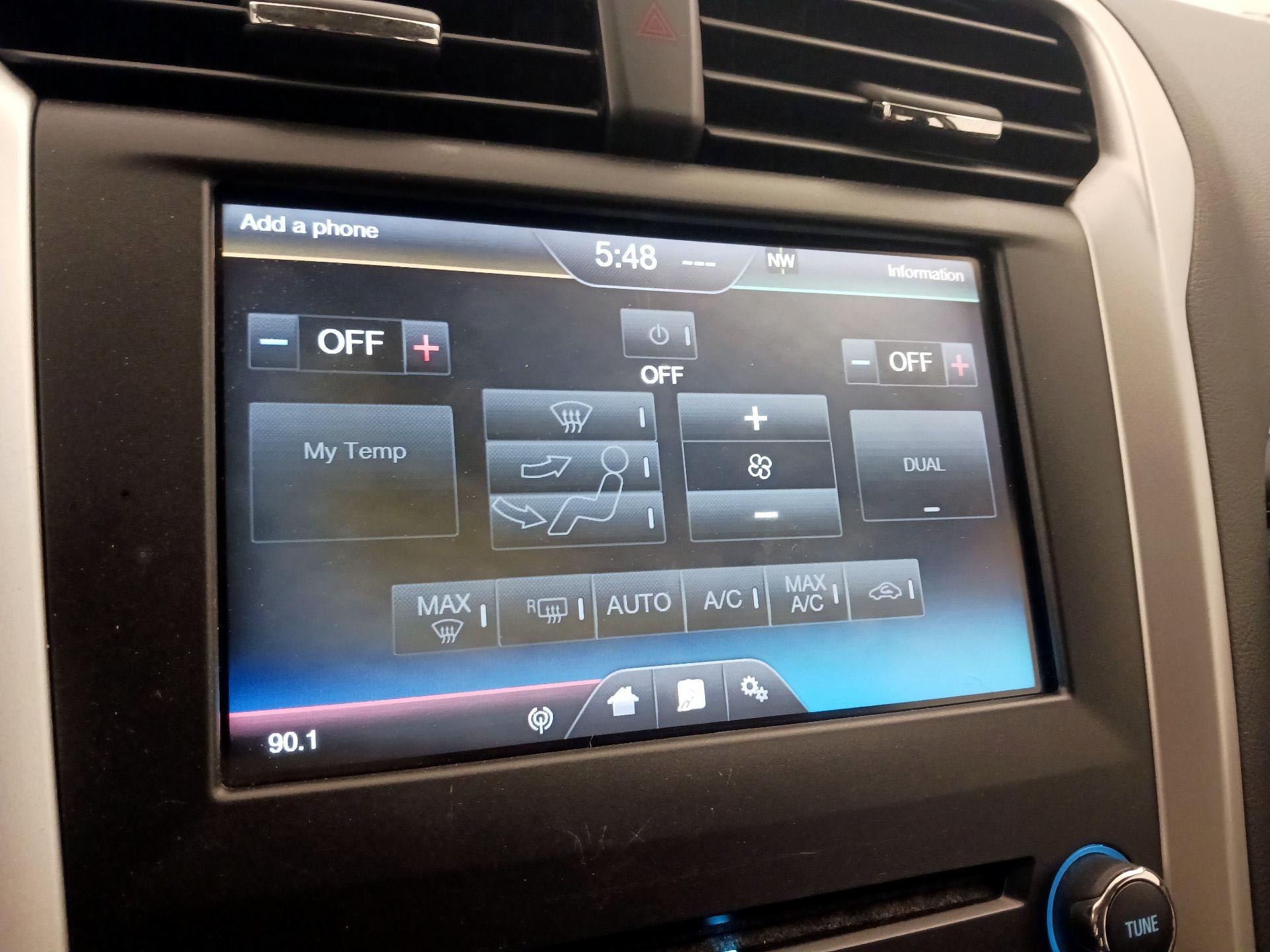 Thumbnail: 2016 Ford Fusion - 16