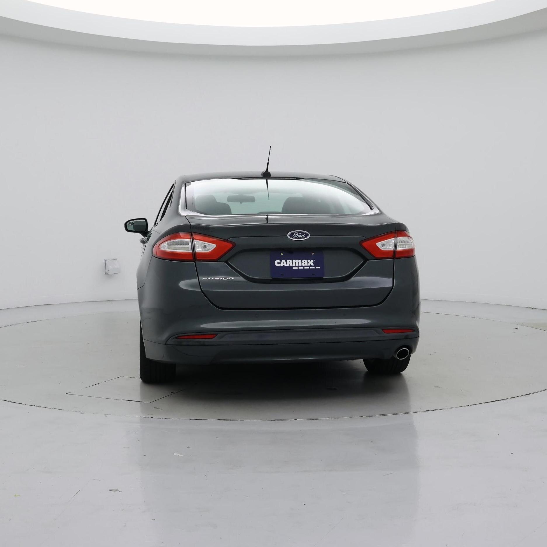 Thumbnail: 2016 Ford Fusion - 6