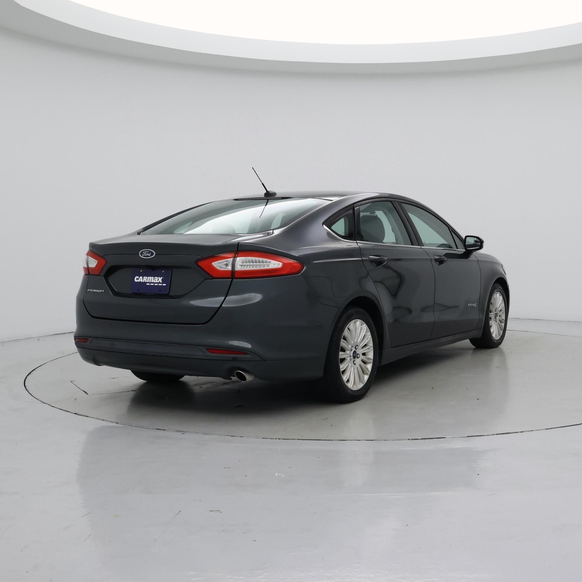 Thumbnail: 2016 Ford Fusion - 8