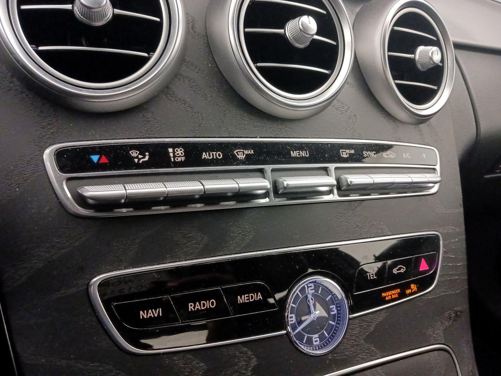 Thumbnail: 2021 Mercedes-Benz C-Class - 16