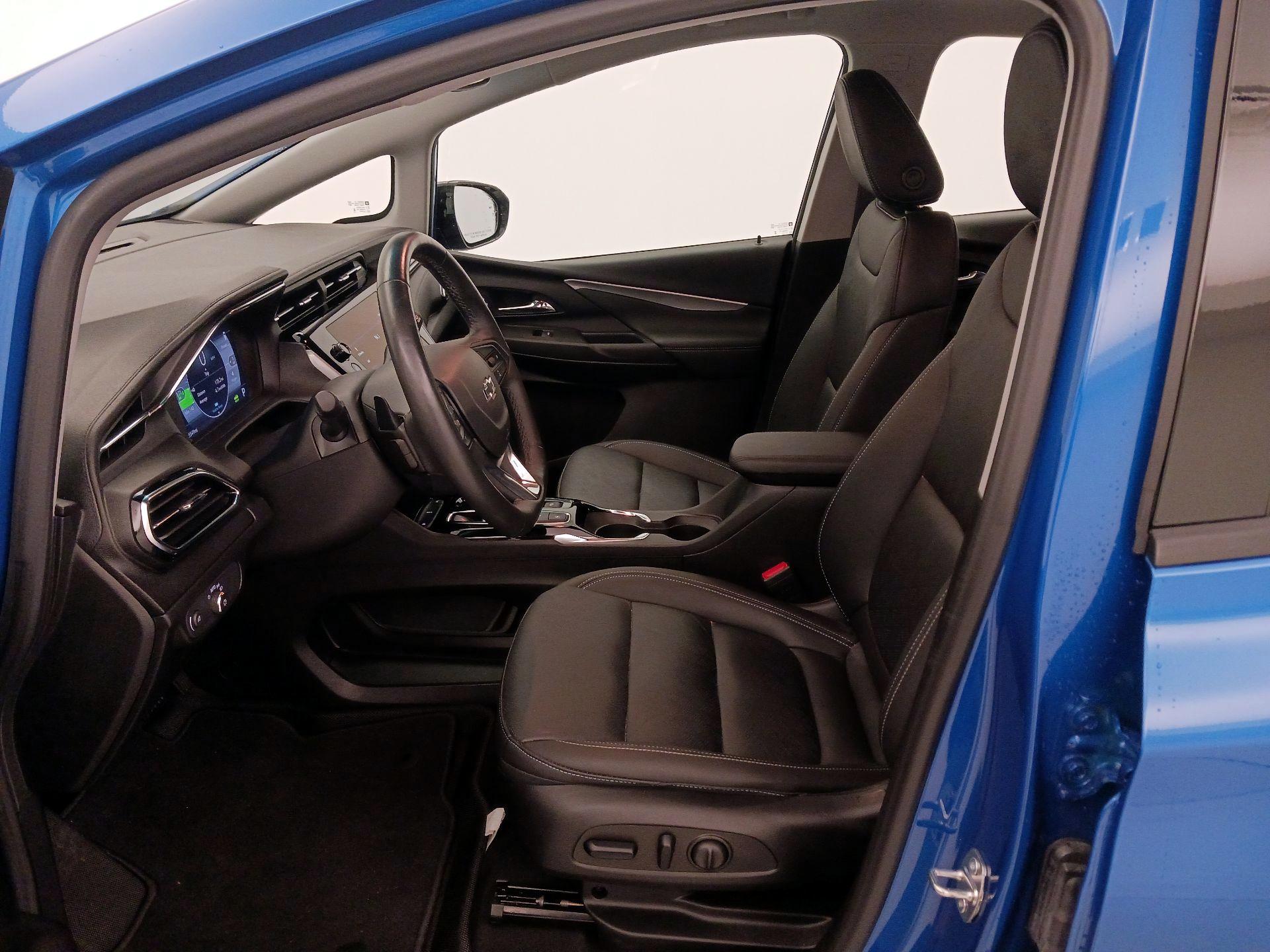 Thumbnail: 2023 Chevrolet Bolt EV - 11