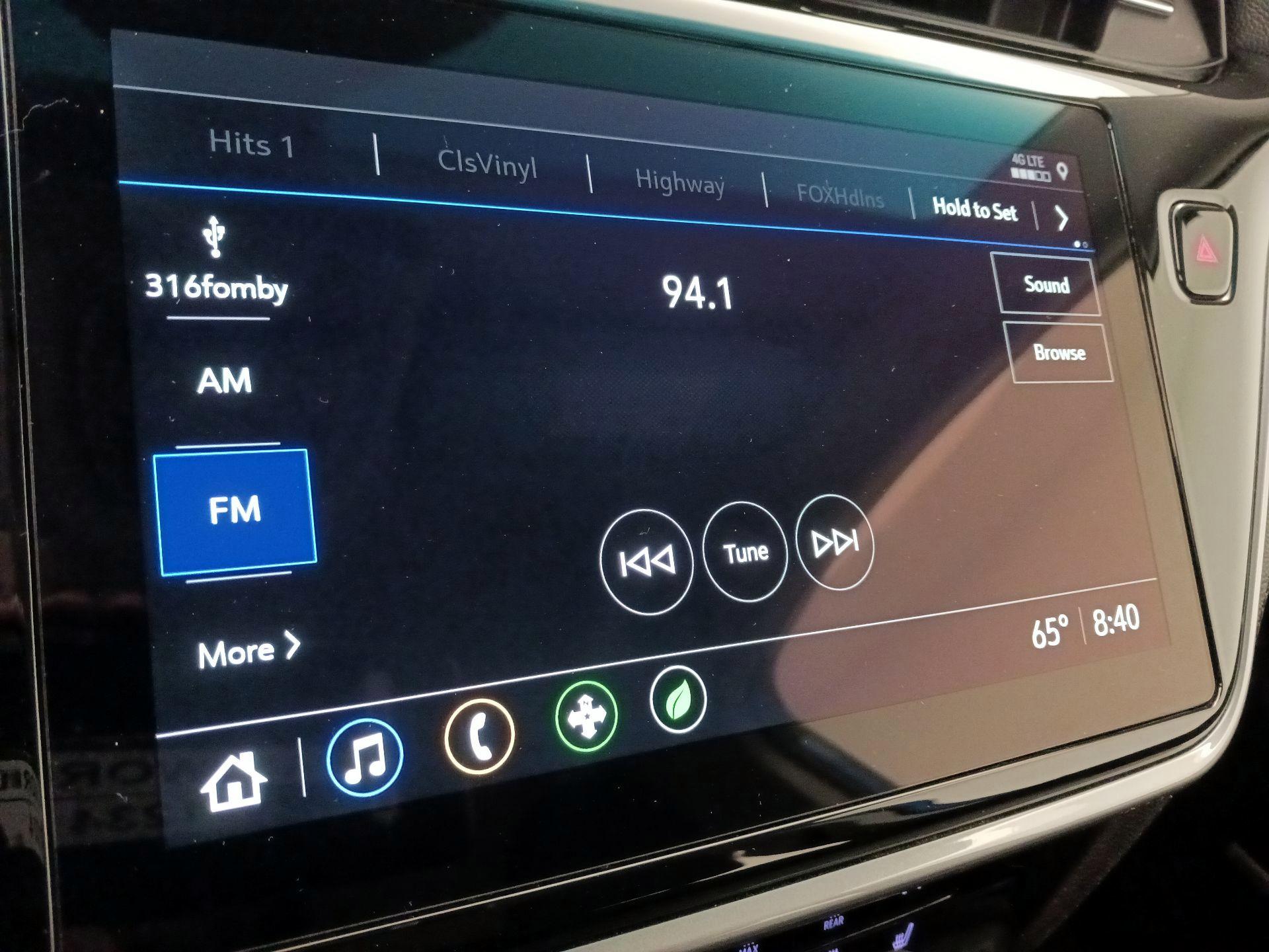 Thumbnail: 2023 Chevrolet Bolt EV - 15