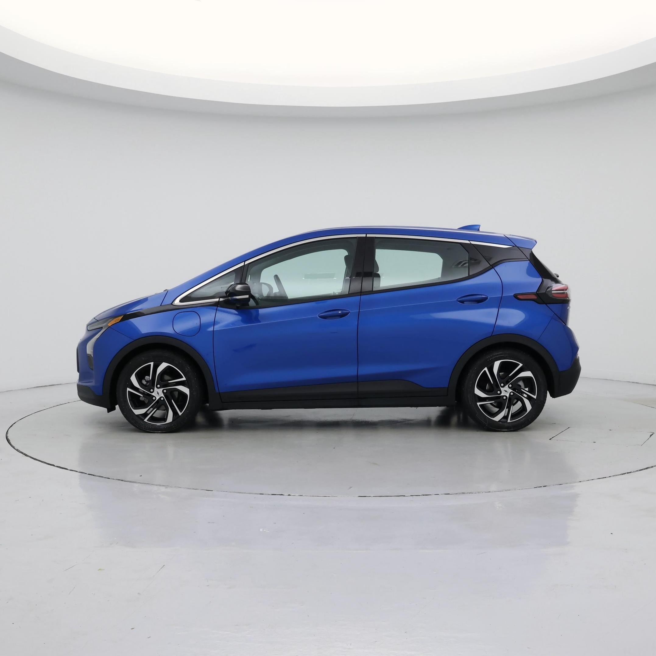 Thumbnail: 2023 Chevrolet Bolt EV - 3