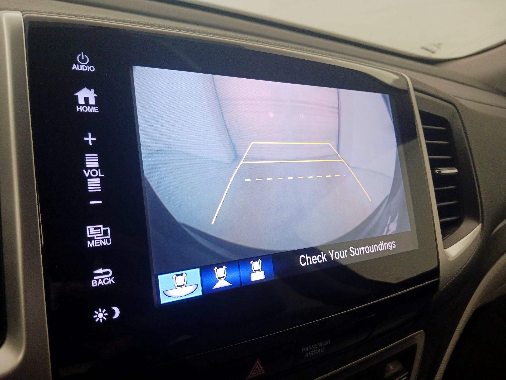 Thumbnail: 2018 Honda Pilot - 14