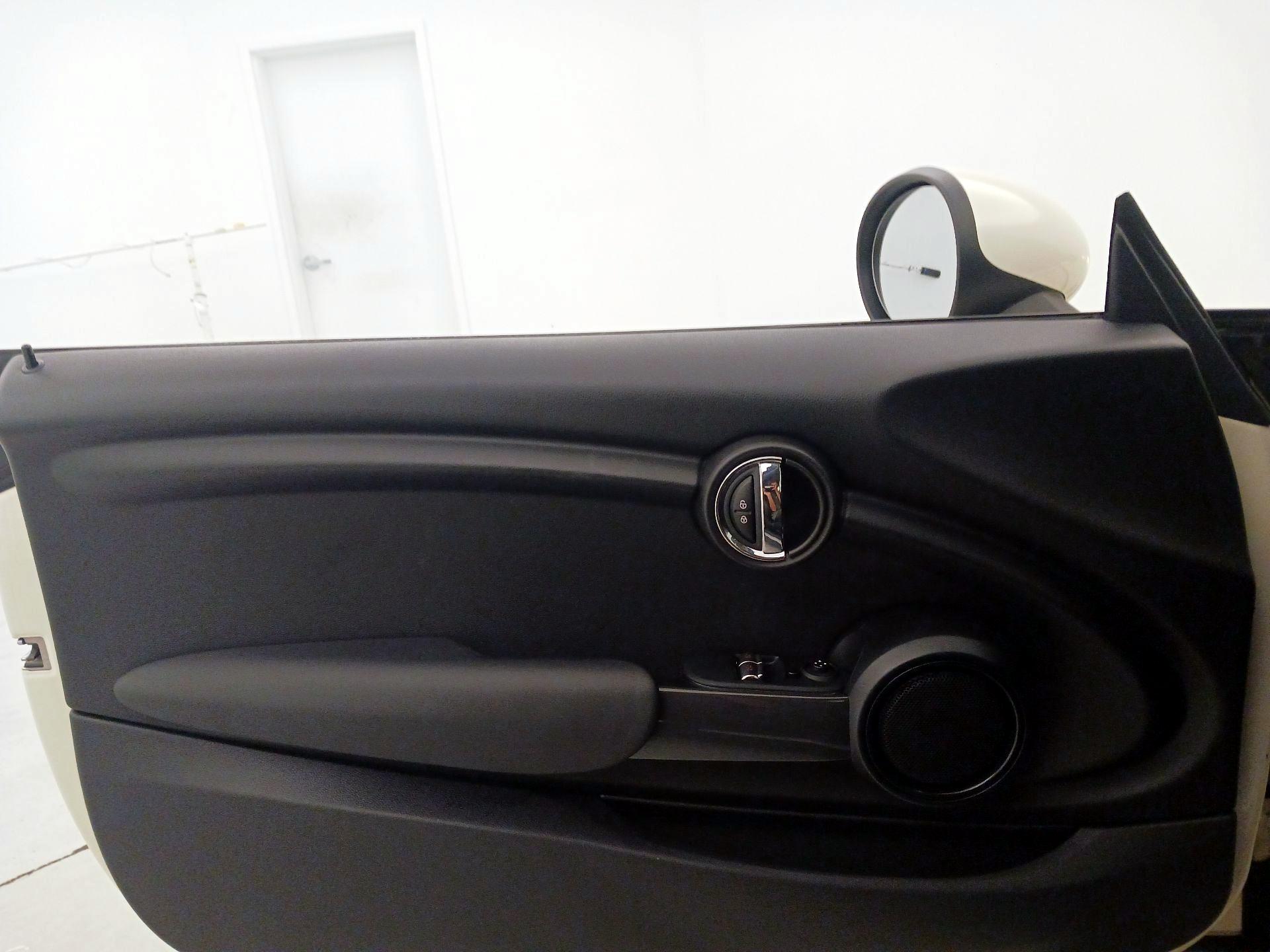 Thumbnail: 2018 MINI Cooper Hardtop - 12