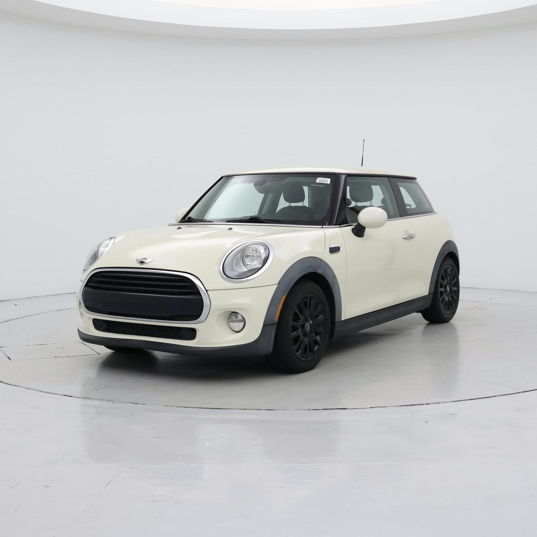 Thumbnail: 2018 MINI Cooper Hardtop - 4