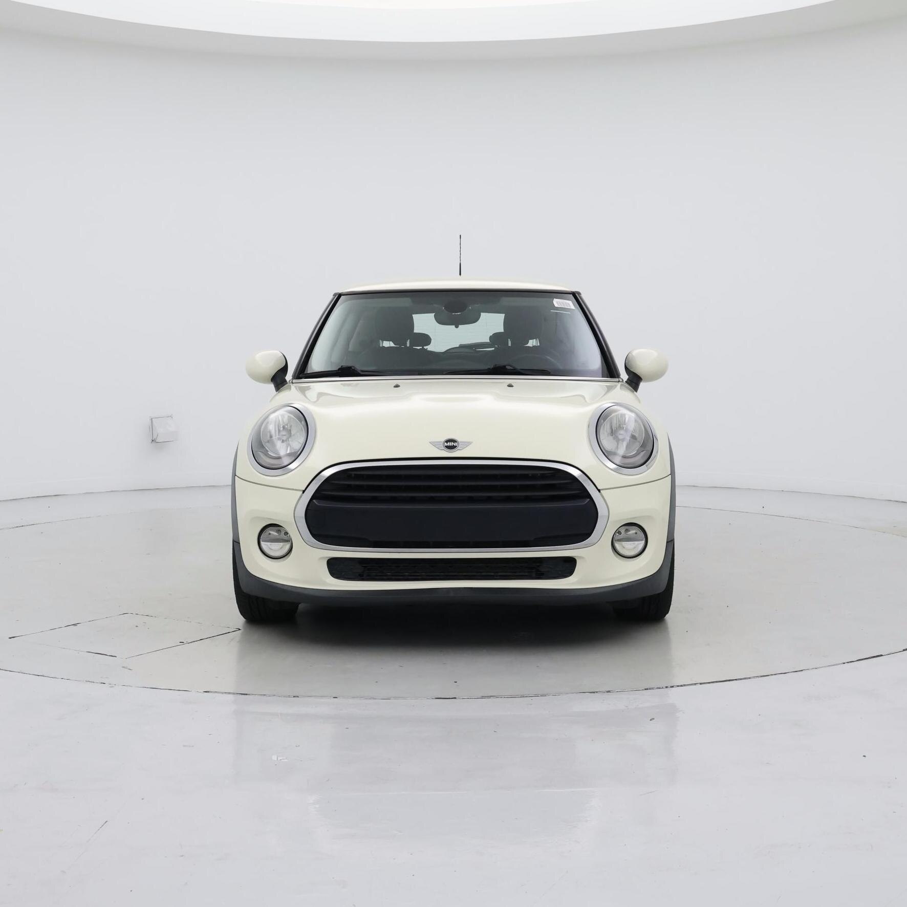 Thumbnail: 2018 MINI Cooper Hardtop - 5