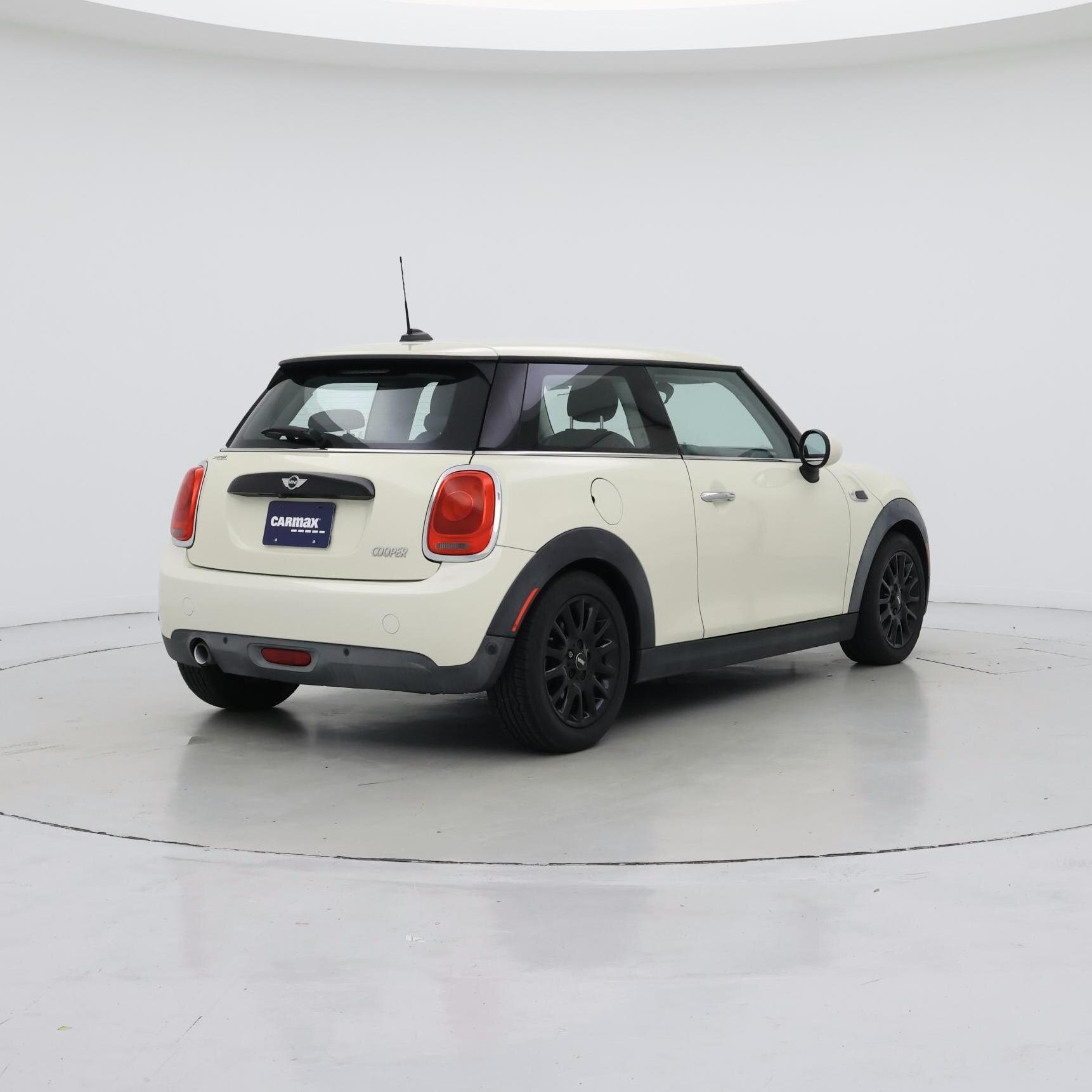 Thumbnail: 2018 MINI Cooper Hardtop - 8