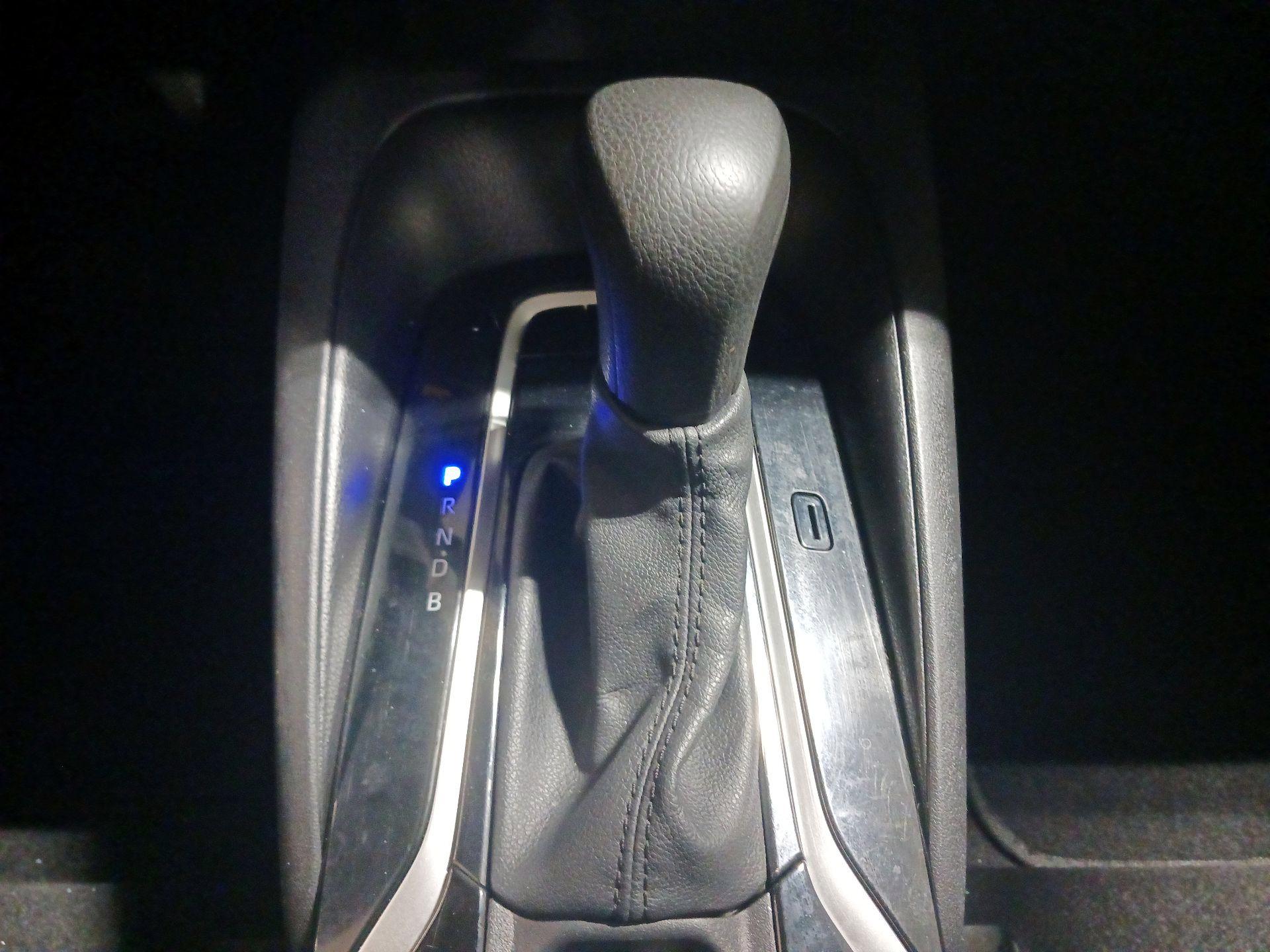 Thumbnail: 2020 Toyota Corolla - 17