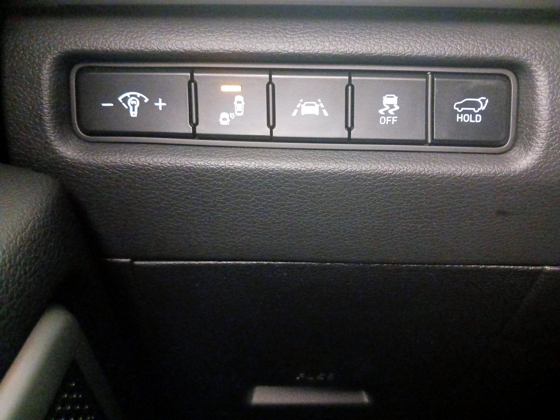 Thumbnail: 2022 Kia Telluride - 13