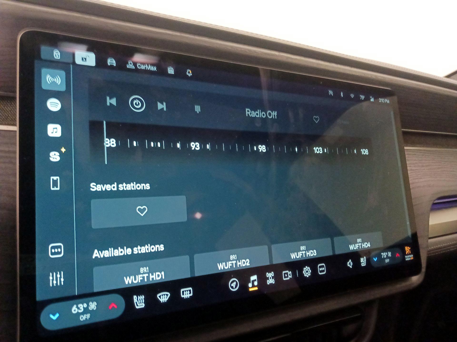 Thumbnail: 2023 Rivian R1S - 15