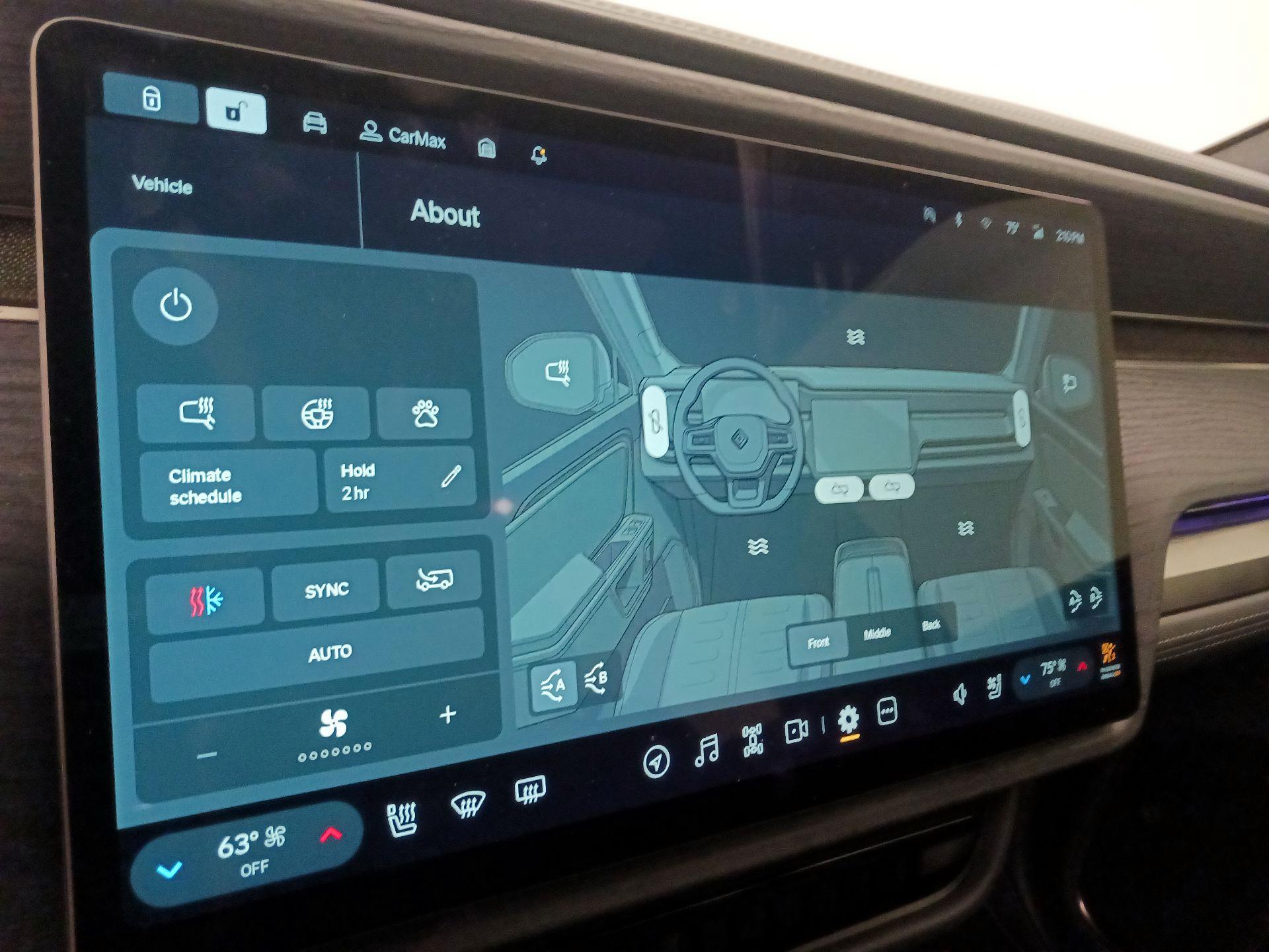 Thumbnail: 2023 Rivian R1S - 16