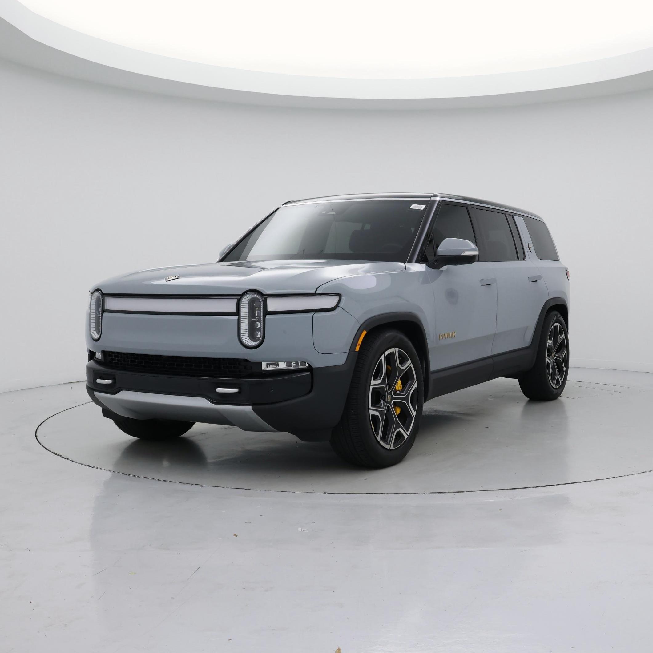 Thumbnail: 2023 Rivian R1S - 4