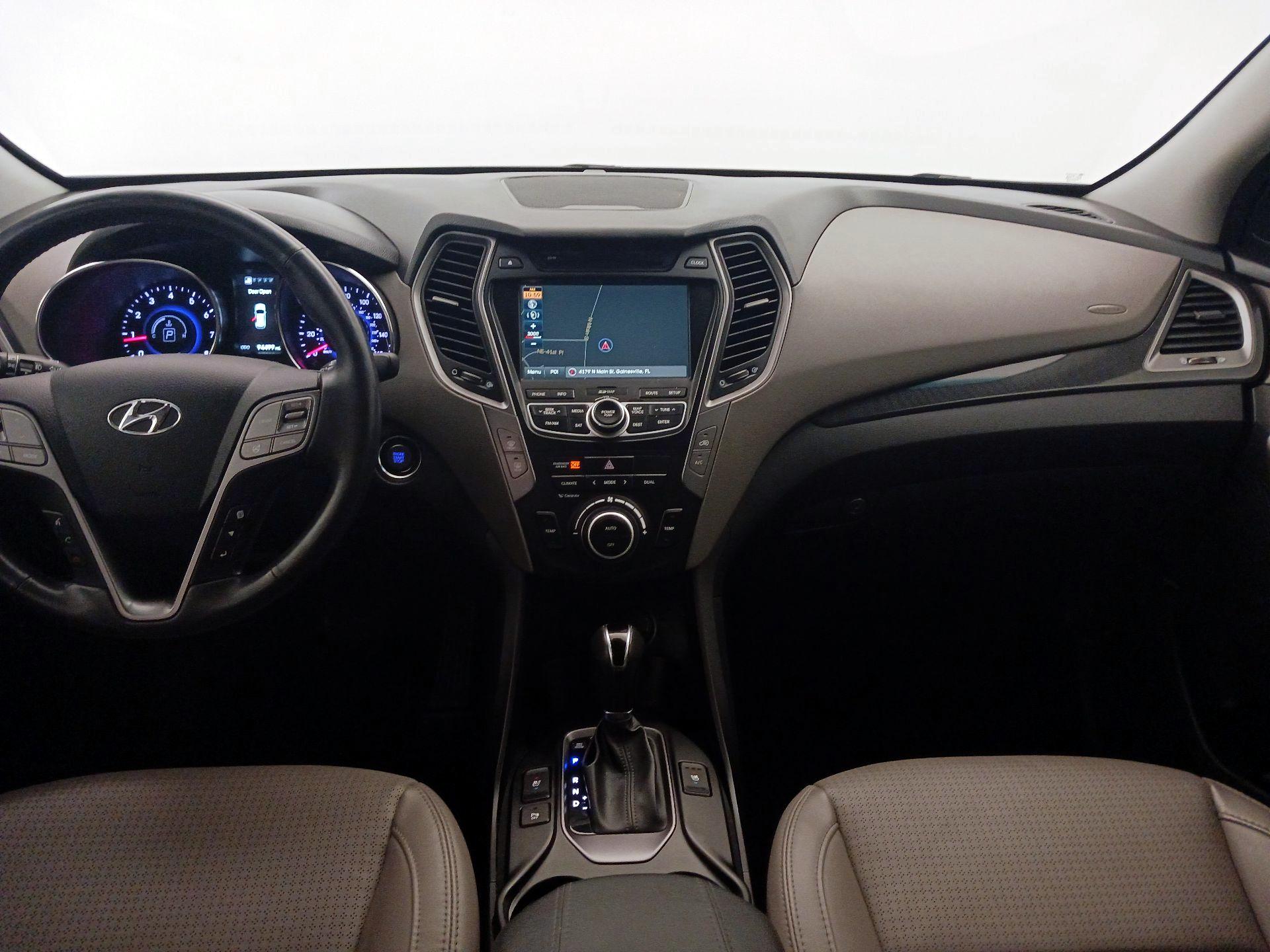 Thumbnail: 2015 Hyundai Santa Fe - 9