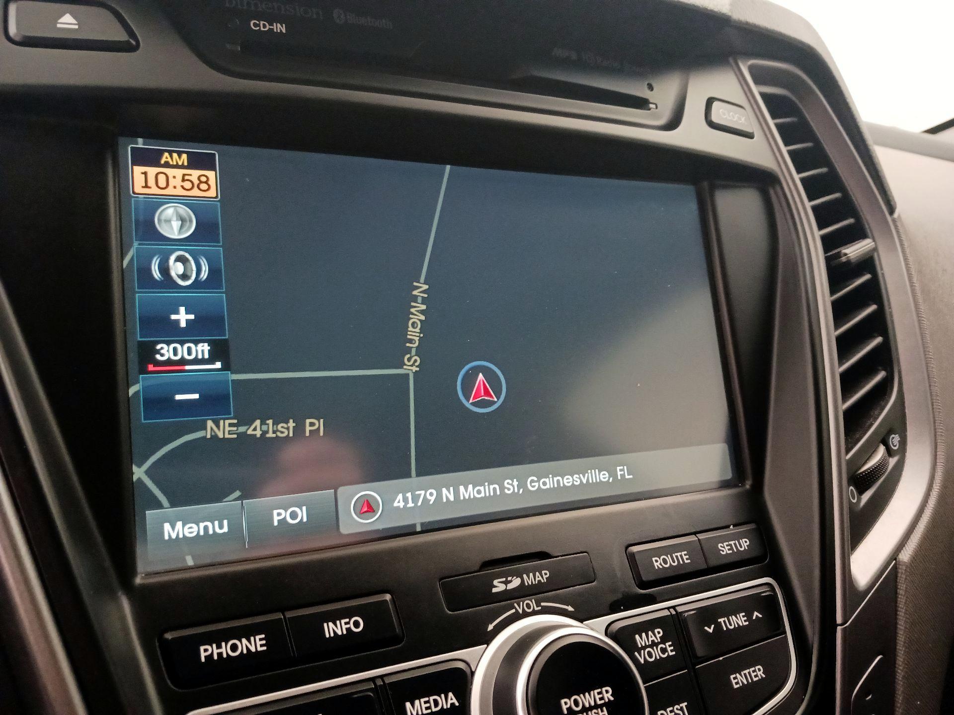 Thumbnail: 2015 Hyundai Santa Fe - 14