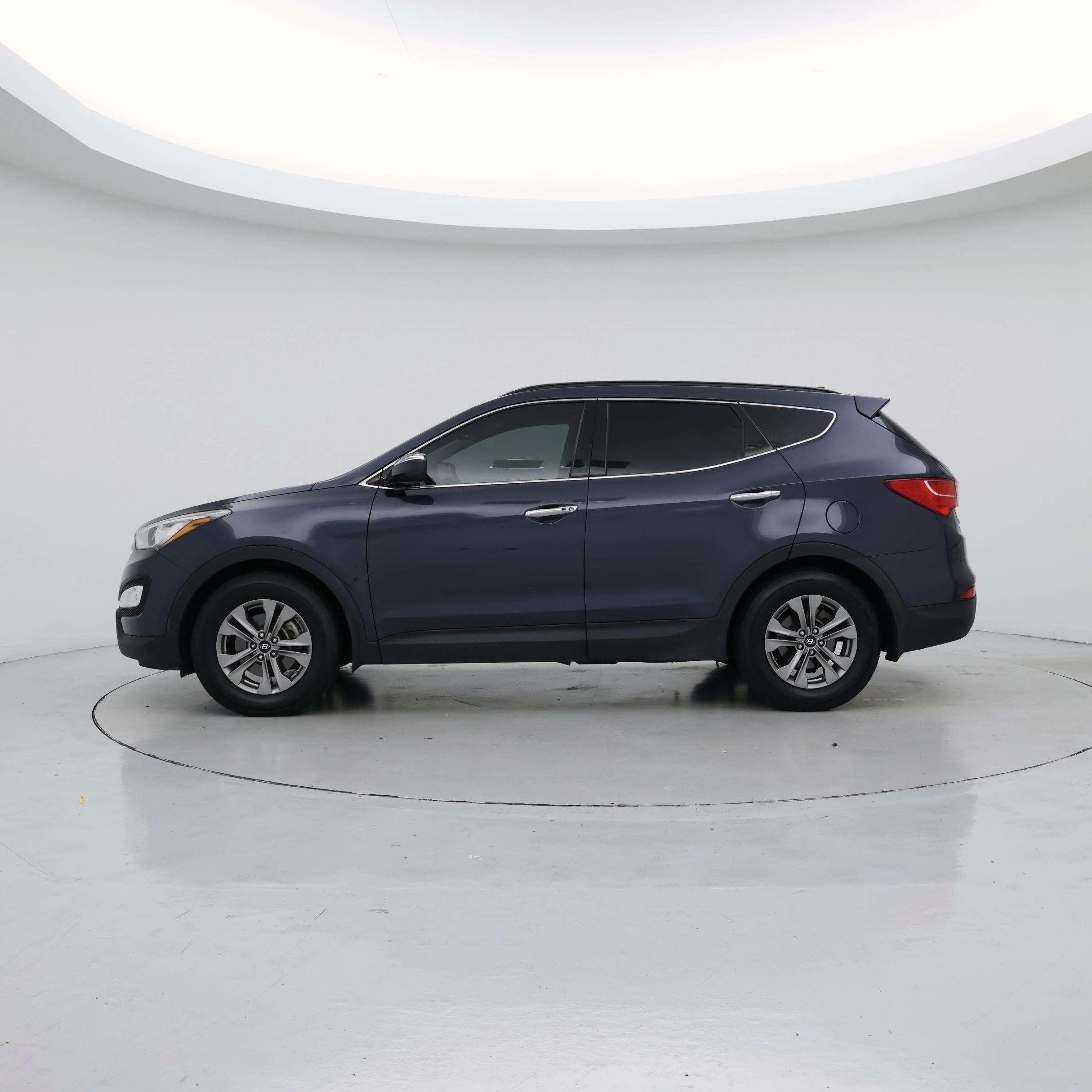 Thumbnail: 2015 Hyundai Santa Fe - 3